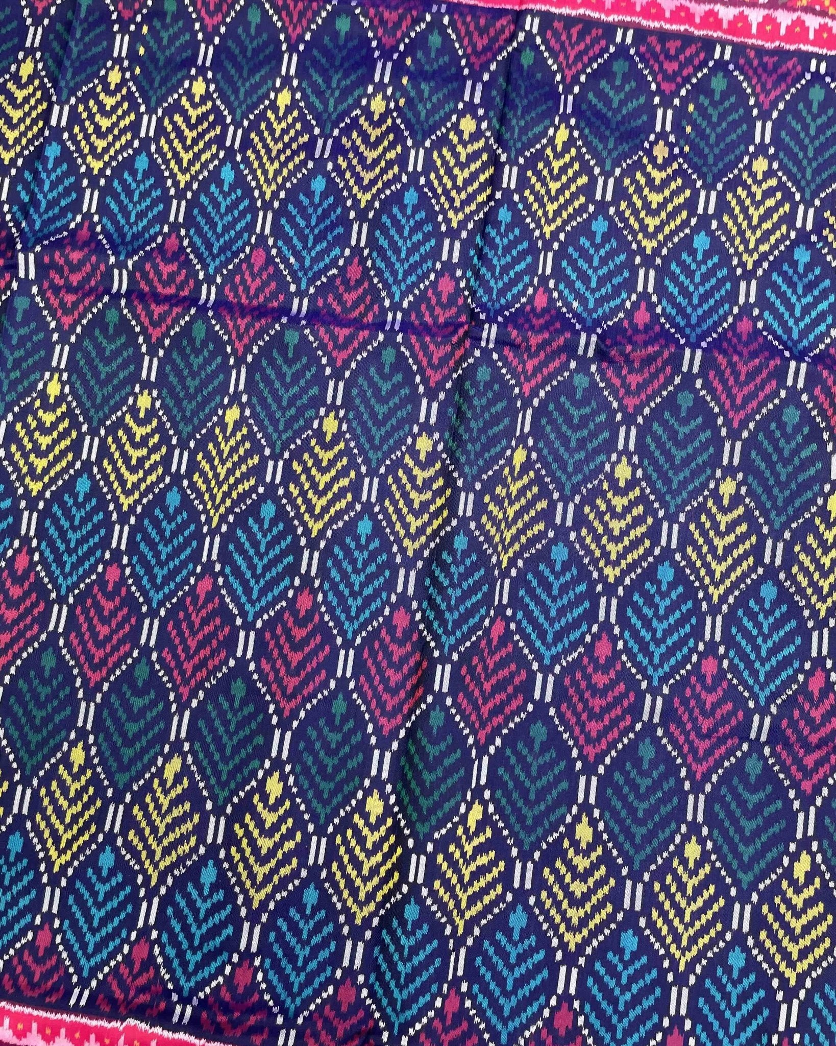 Pink & Blue with Multicolour Fancy Leave Patola Saree - SindhoiPatolaArt