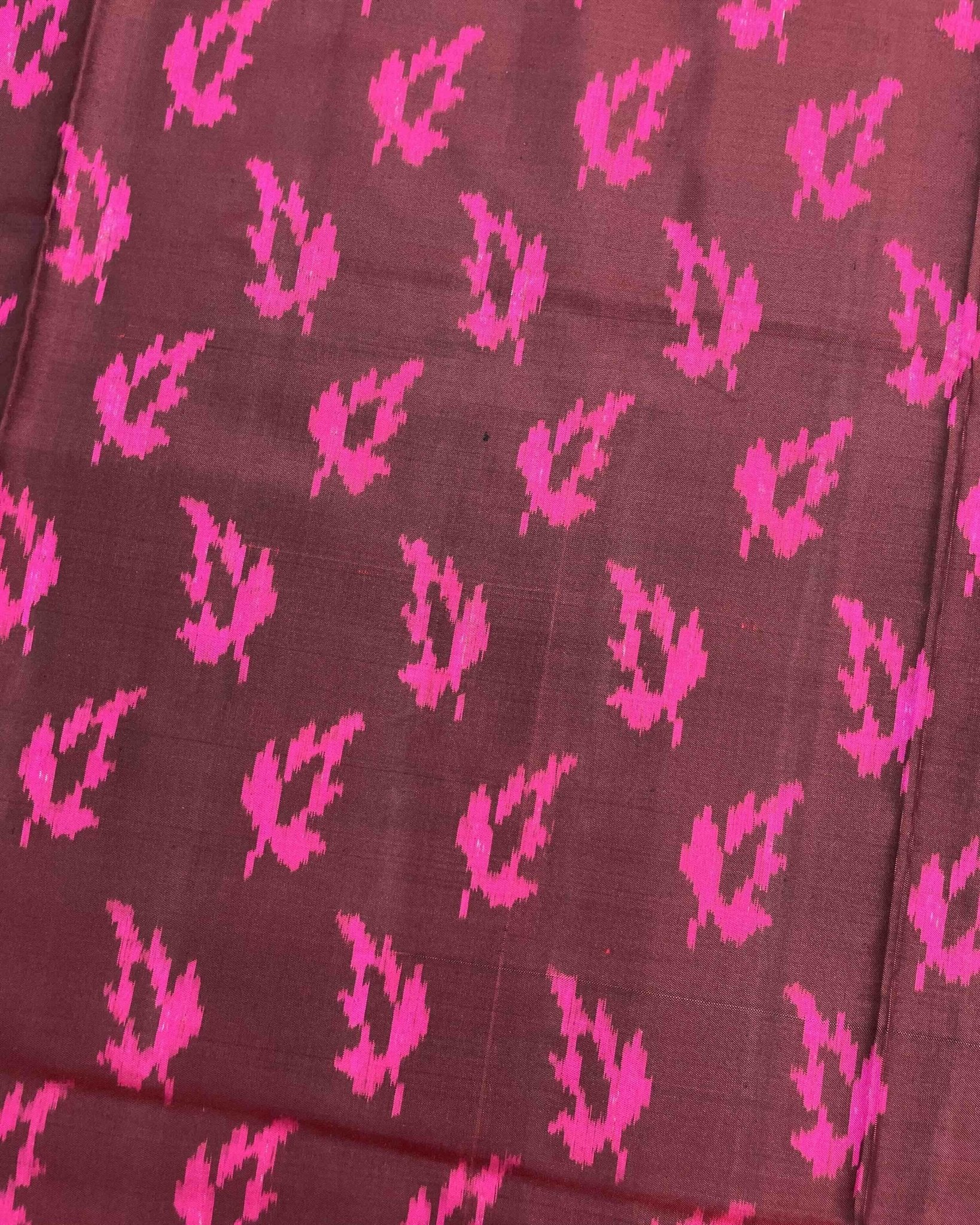 Pink & Brown Fancy Leaves Patola Saree - SindhoiPatolaArt