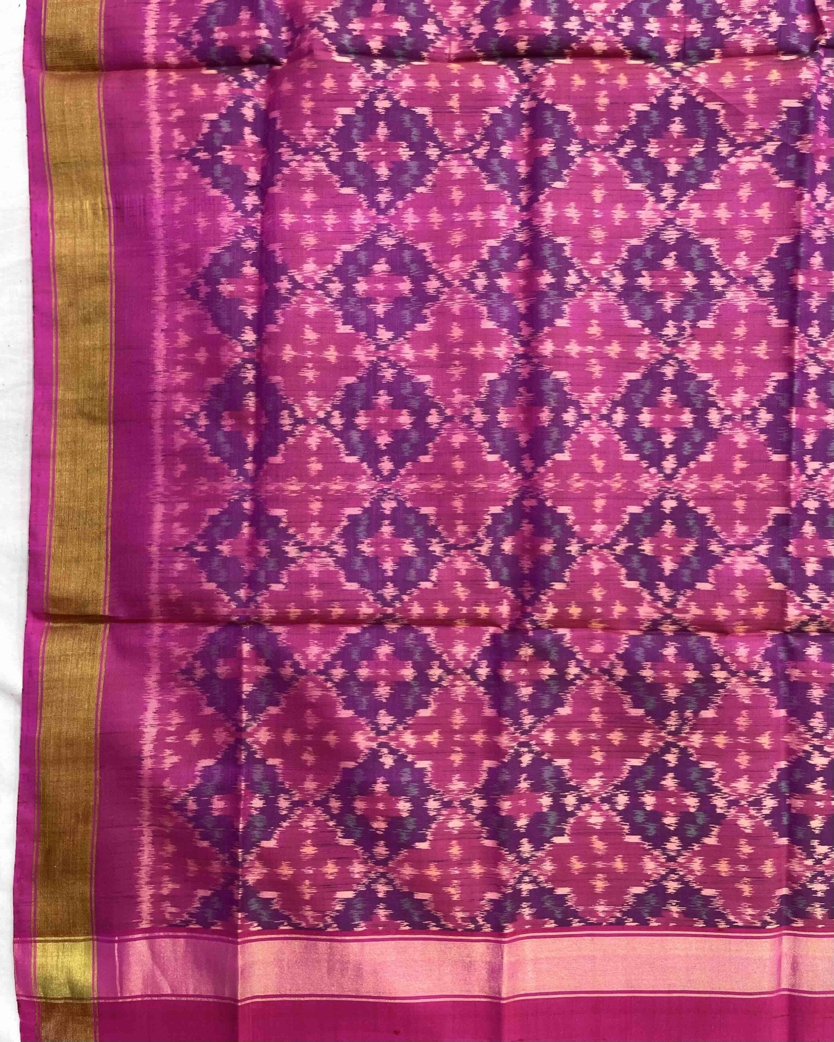 Pink Buttonful Design Patola Dupatta - SindhoiPatolaArt
