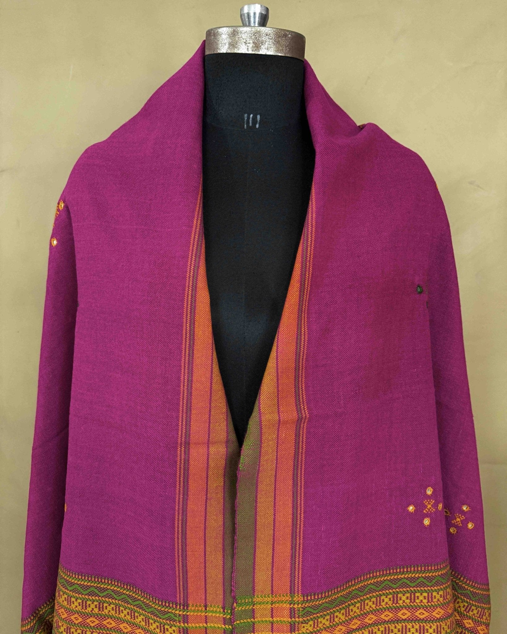 Pink Chomukh Mirror Kutchi Woolen Shawl - SindhoiPatolaArt