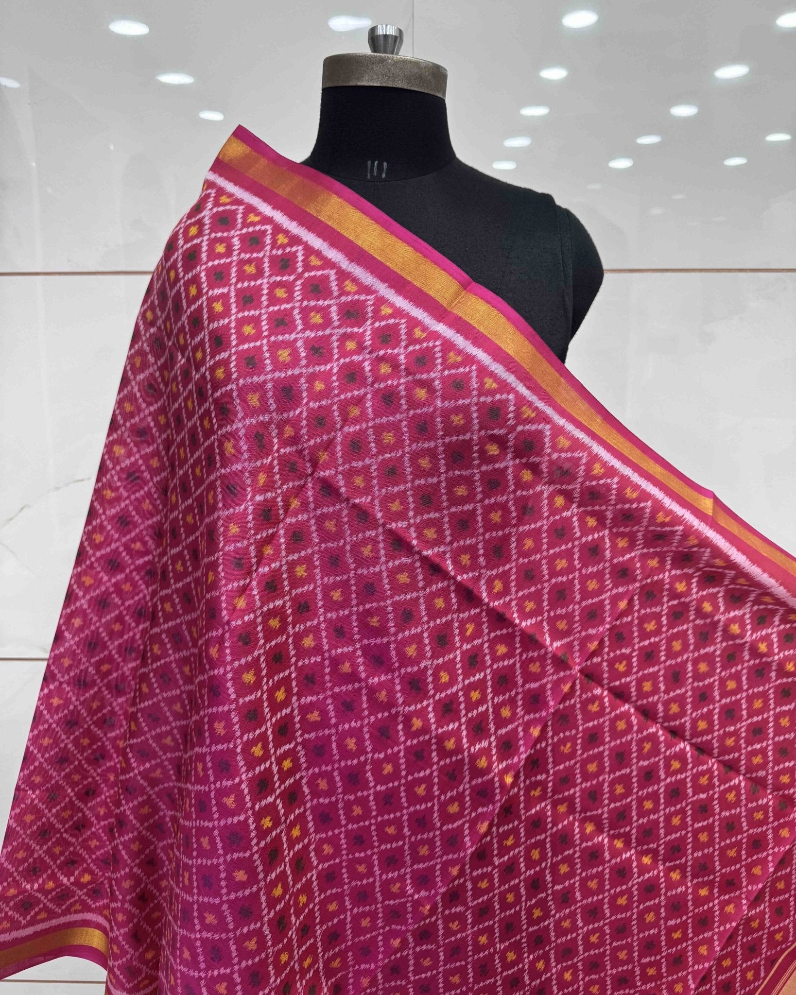 Pink DaramBhatt Patola Dupatta - SindhoiPatolaArt