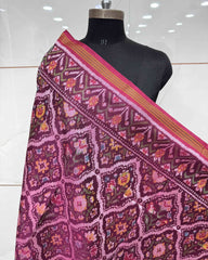 Pink Flower Patola Dupatta - SindhoiPatolaArt