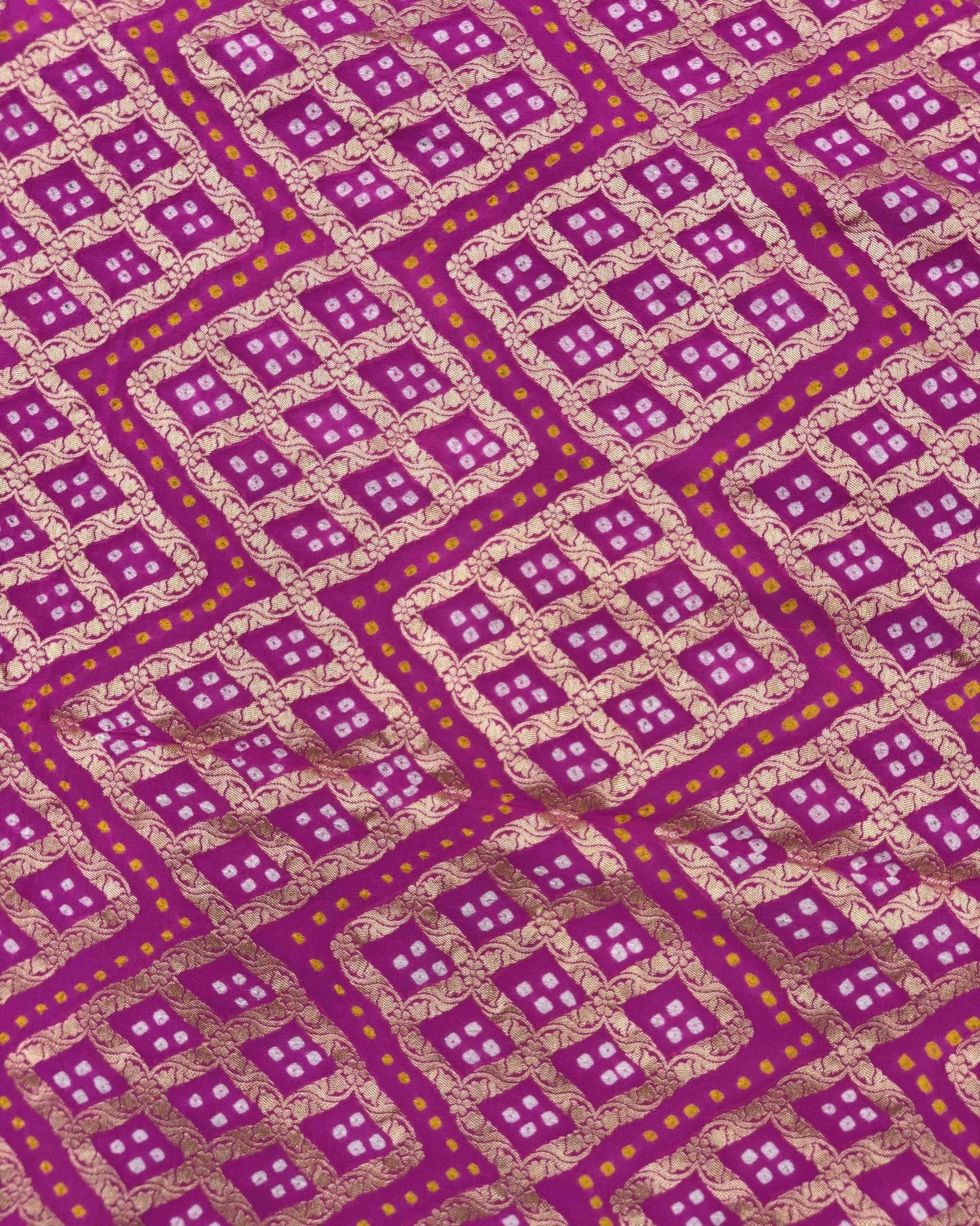 Pink Georgette Bandhani Saree - SindhoiPatolaArt