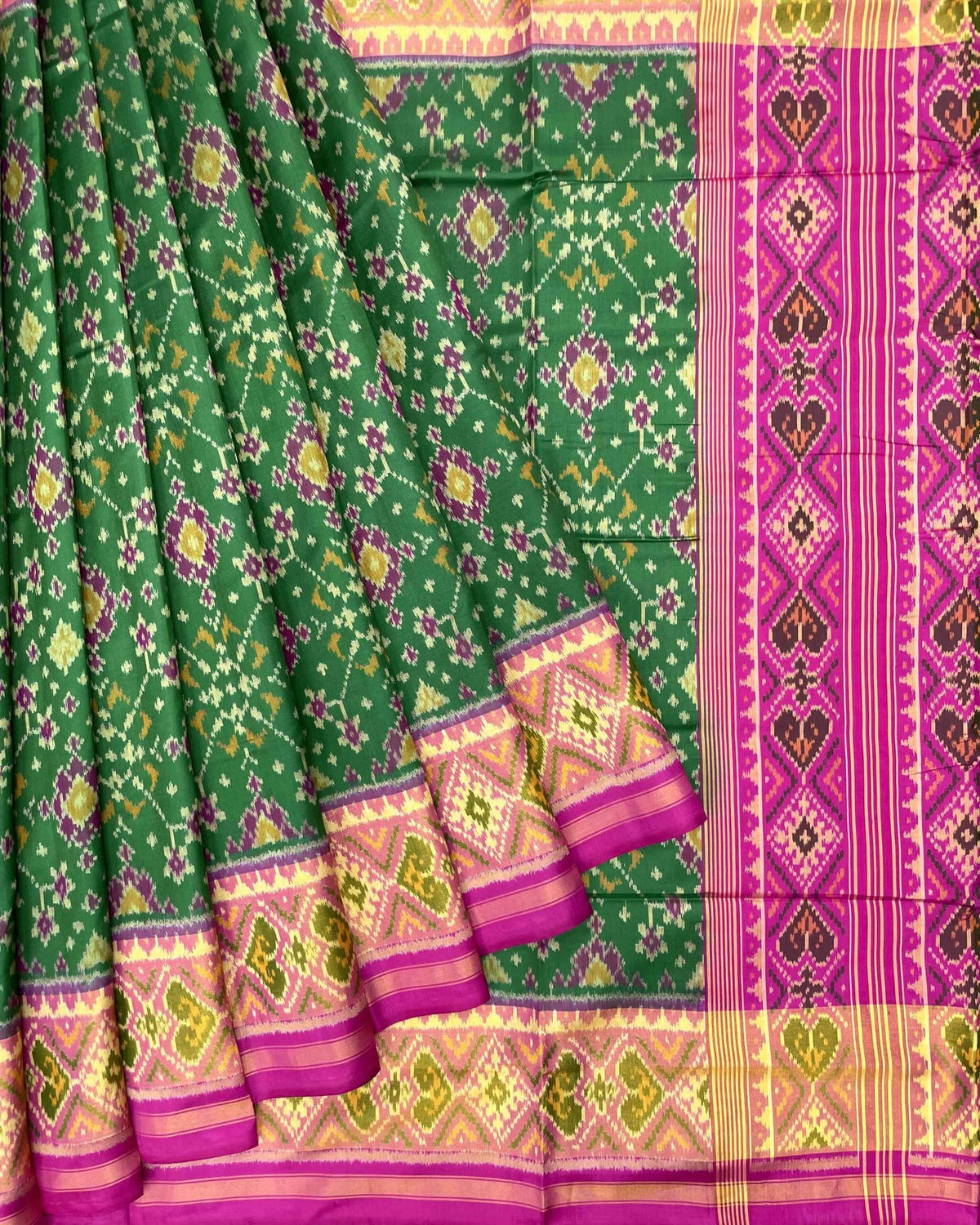 Pink & Green Navratan Patola Saree - SindhoiPatolaArt