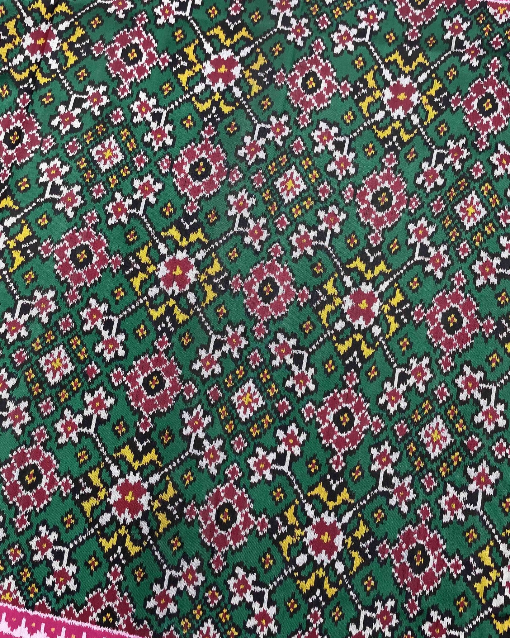 Pink & Green Navratan Patola Saree - SindhoiPatolaArt