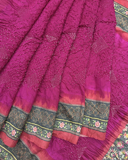 Pink & Grey Pichhwai Bandhani Saree - SindhoiPatolaArt