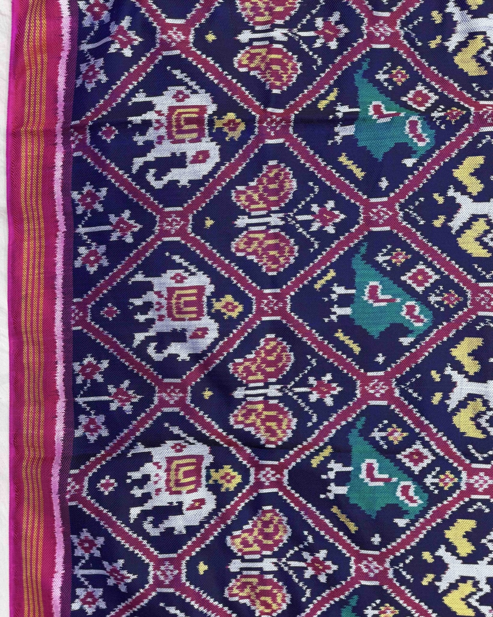 Pink & Indigo Blue Narikunj Twill Patola Saree - SindhoiPatolaArt