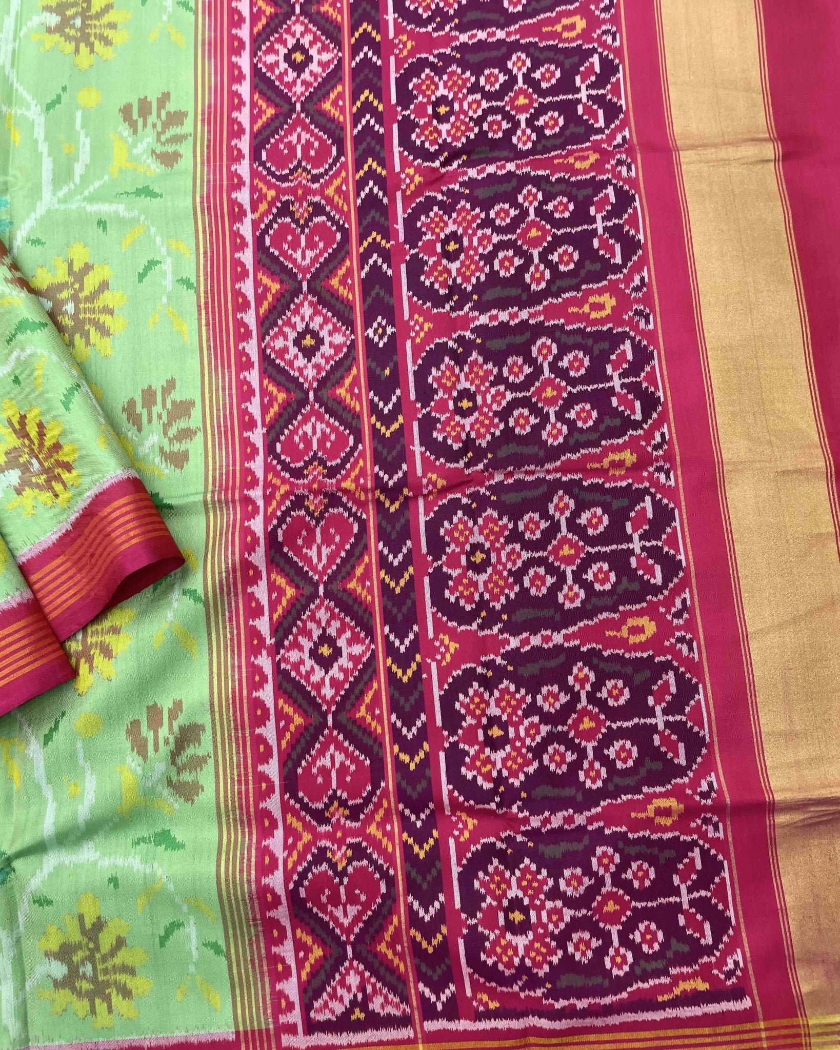 Pink & Light Green Fancy Flower Patola Saree - SindhoiPatolaArt