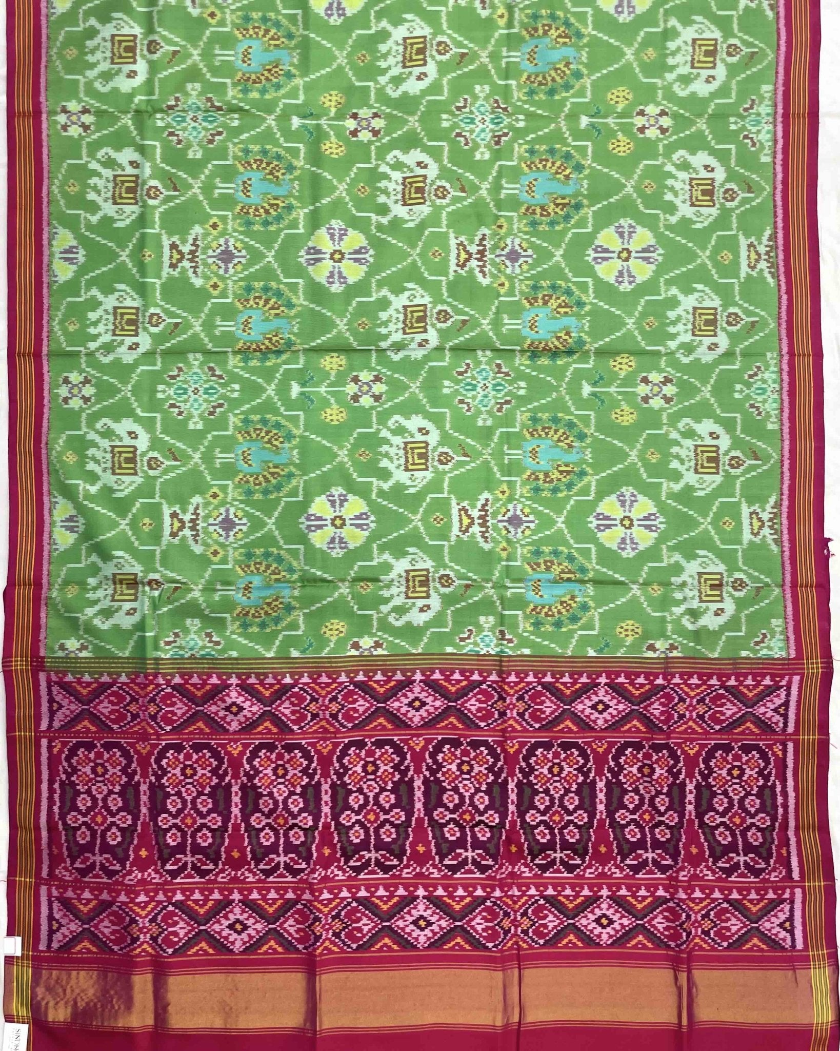 Pink & Light Green Strar Narikunj Patola Saree - SindhoiPatolaArt