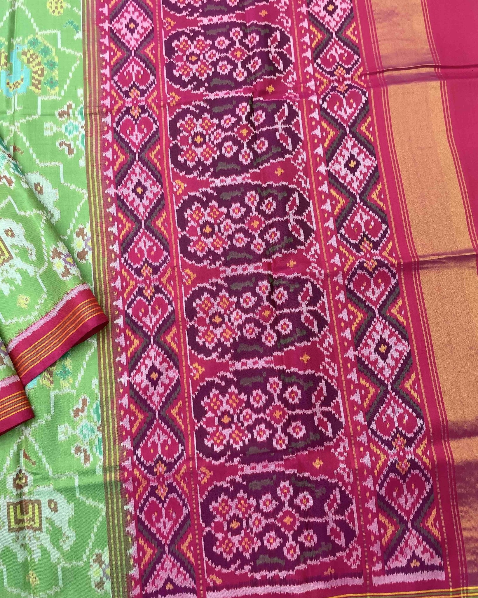 Pink & Light Green Strar Narikunj Patola Saree - SindhoiPatolaArt