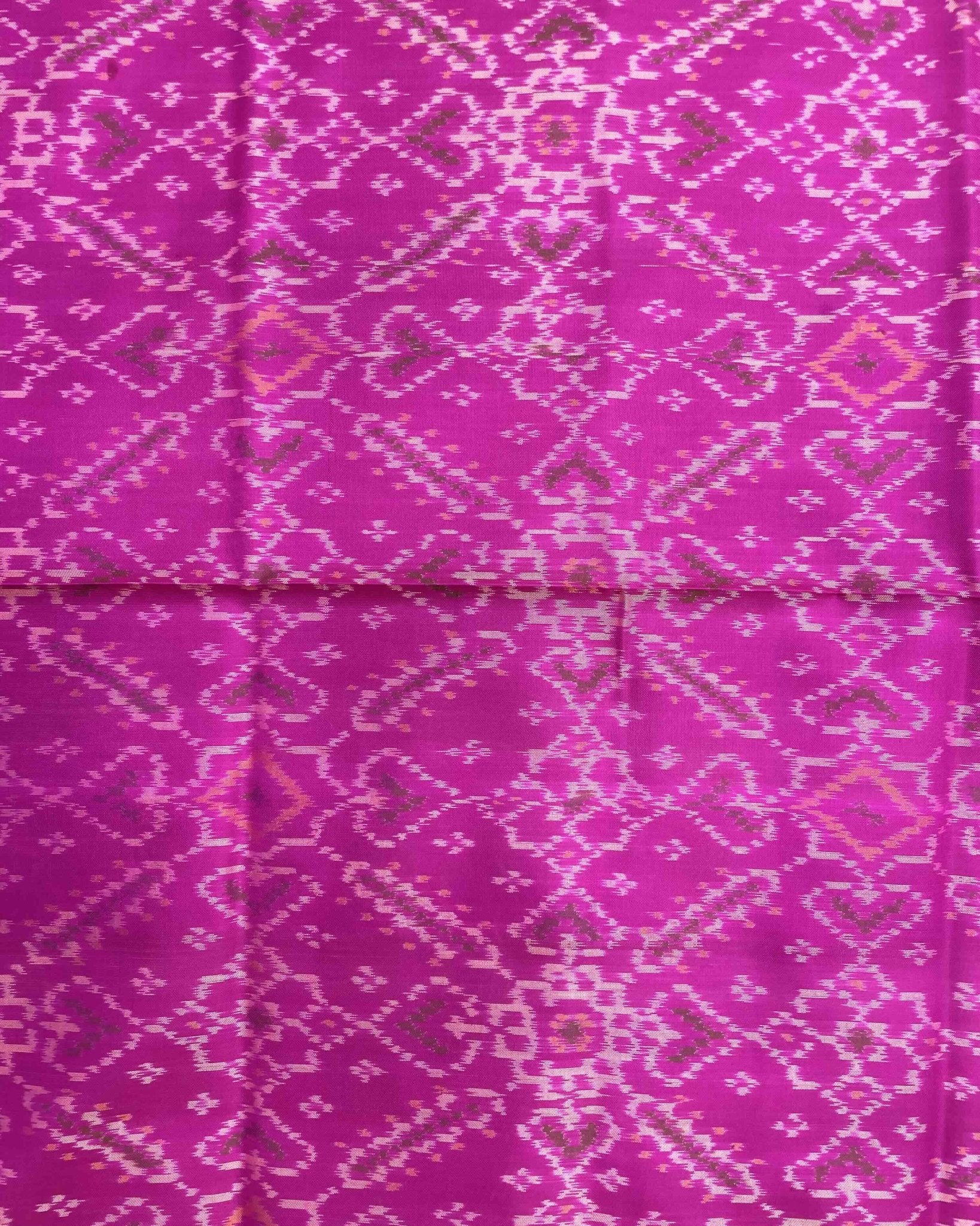 Pink Manekchowk Patola Dupatta - SindhoiPatolaArt