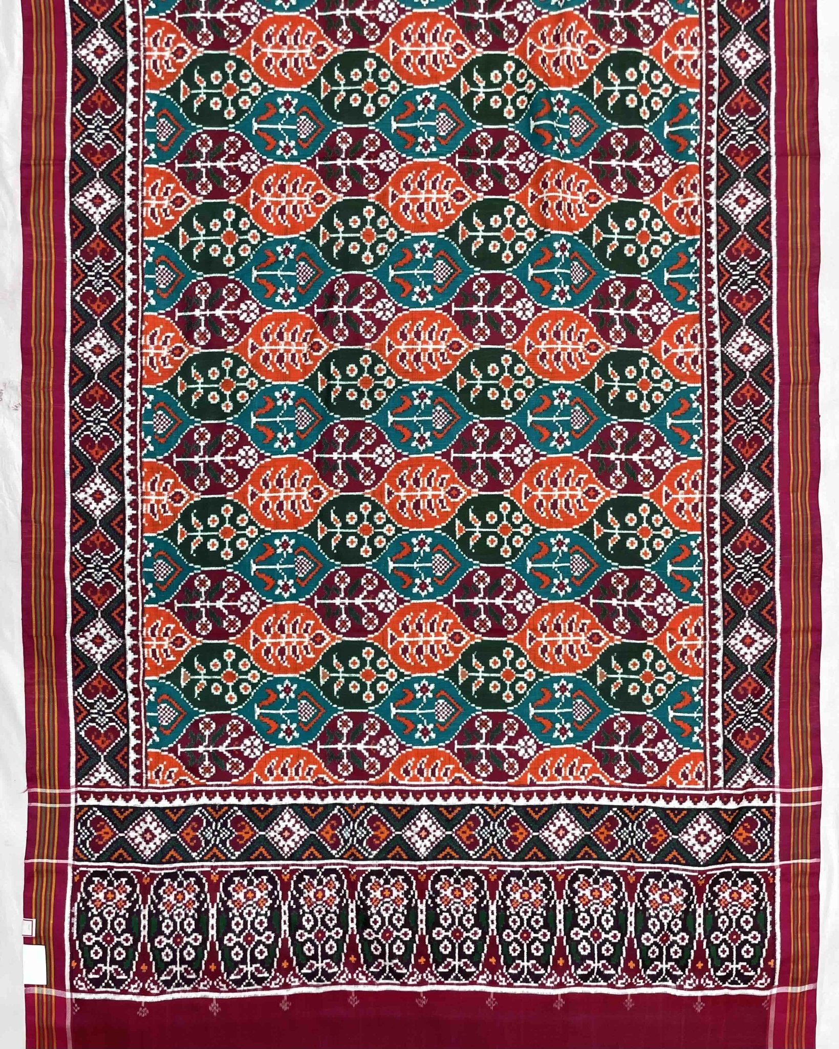 Pink & Multicolour Flower Designer Patola Saree - SindhoiPatolaArt