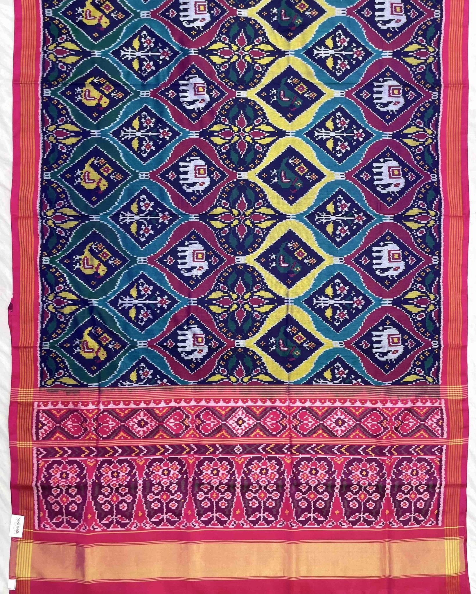 Pink & Multicolour Matka Narikunj Patola Saree - SindhoiPatolaArt