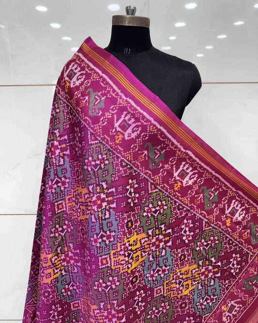 Pink & Multicolour Navratan Patola Dupatta - SindhoiPatolaArt