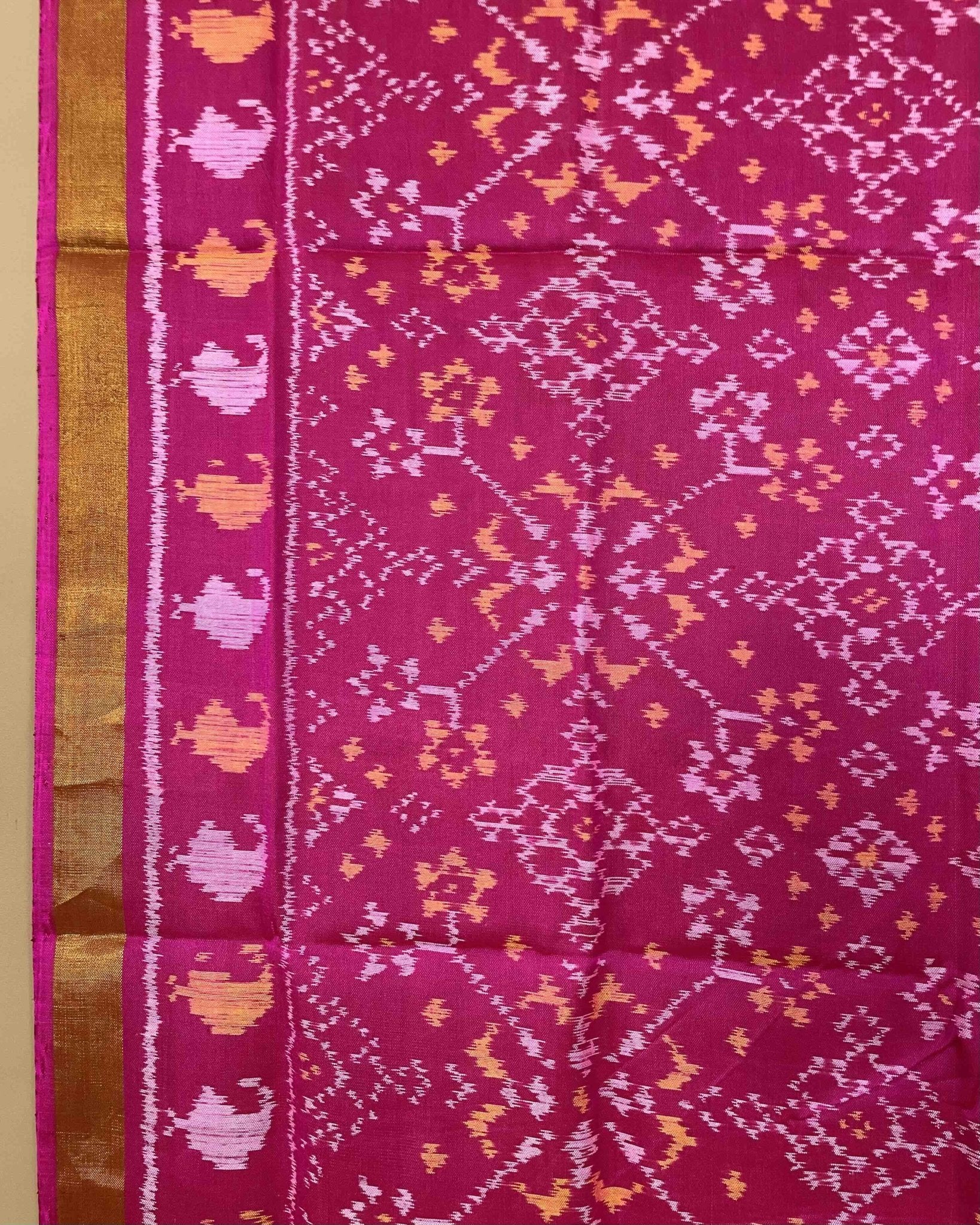 Pink Navratan Patola Dupatta - SindhoiPatolaArt