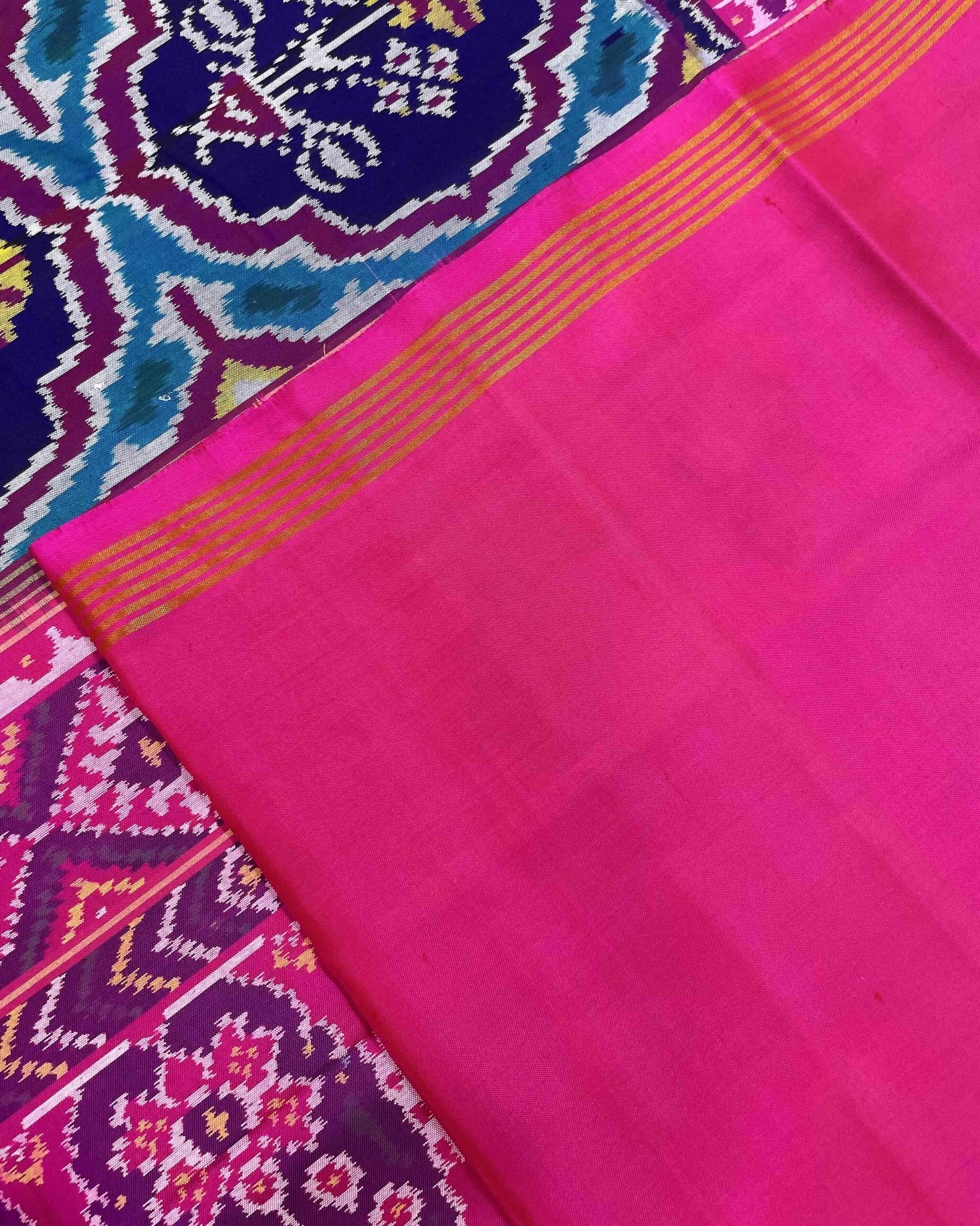 Pink & Navy Blue Flower Patola Saree - SindhoiPatolaArt