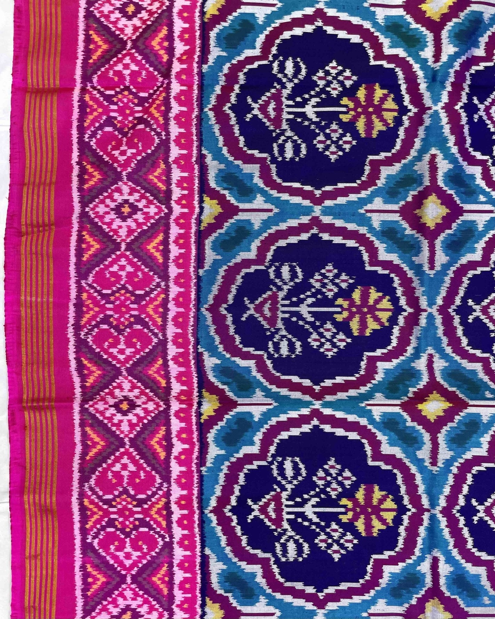 Pink & Navy Blue Flower Patola Saree - SindhoiPatolaArt