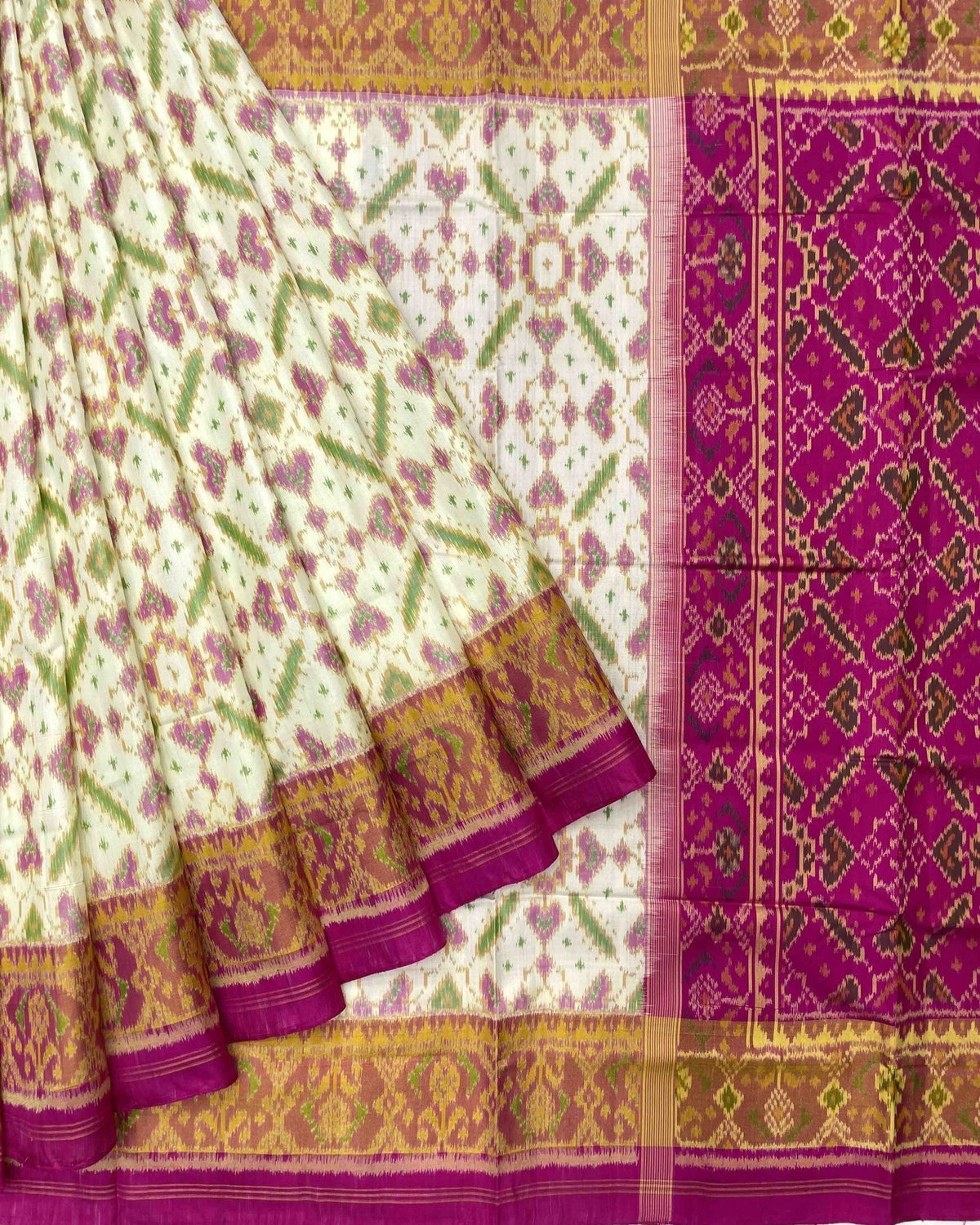 Pink & Off White Manekchowk Designer Patola Saree - SindhoiPatolaArt