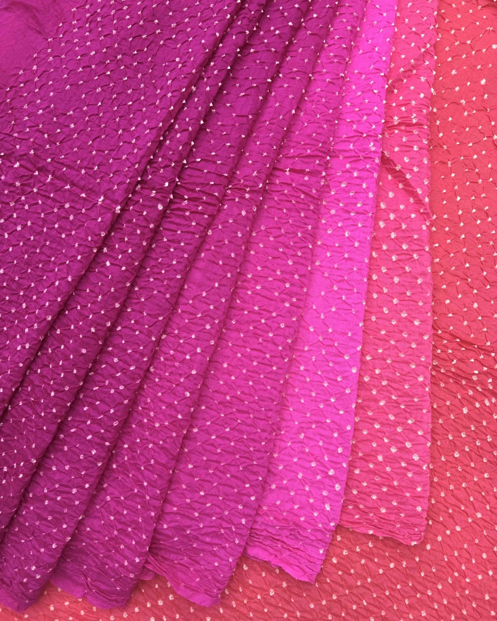 Pink & Peach Pink Shaded Munga Silk Bandhani Saree - SindhoiPatolaArt