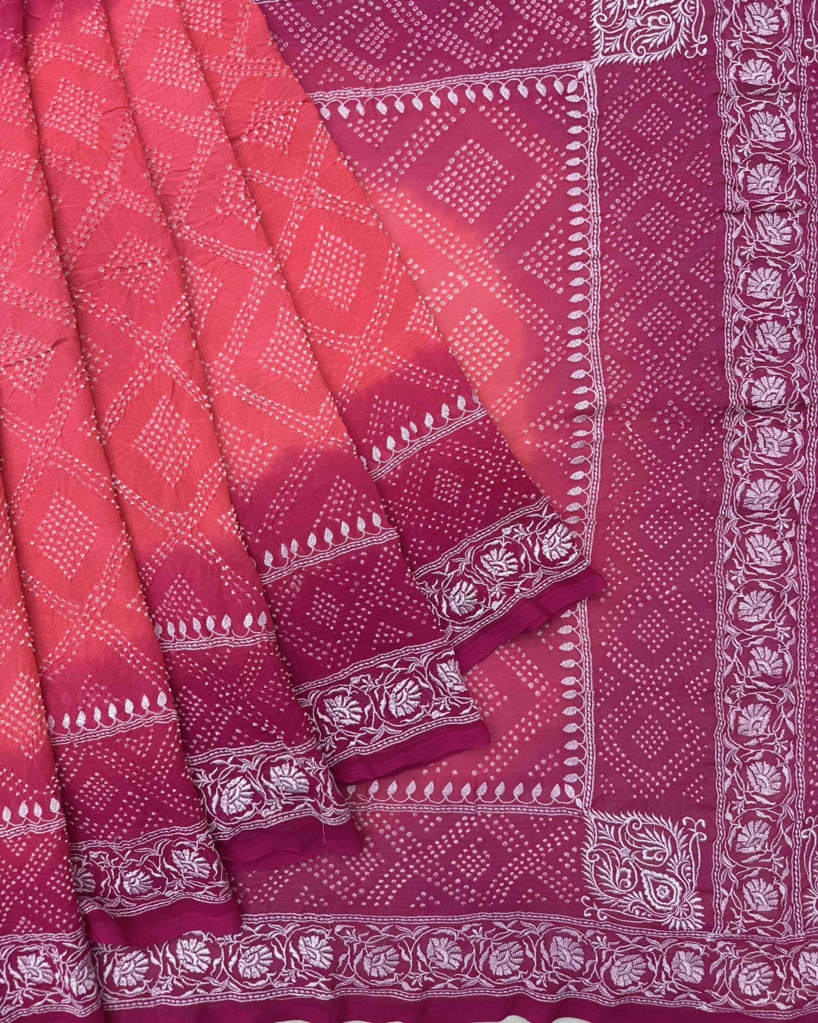 Pink & Peach Shaded Lukhnowi Work Georgette Bandhani Saree - SindhoiPatolaArt