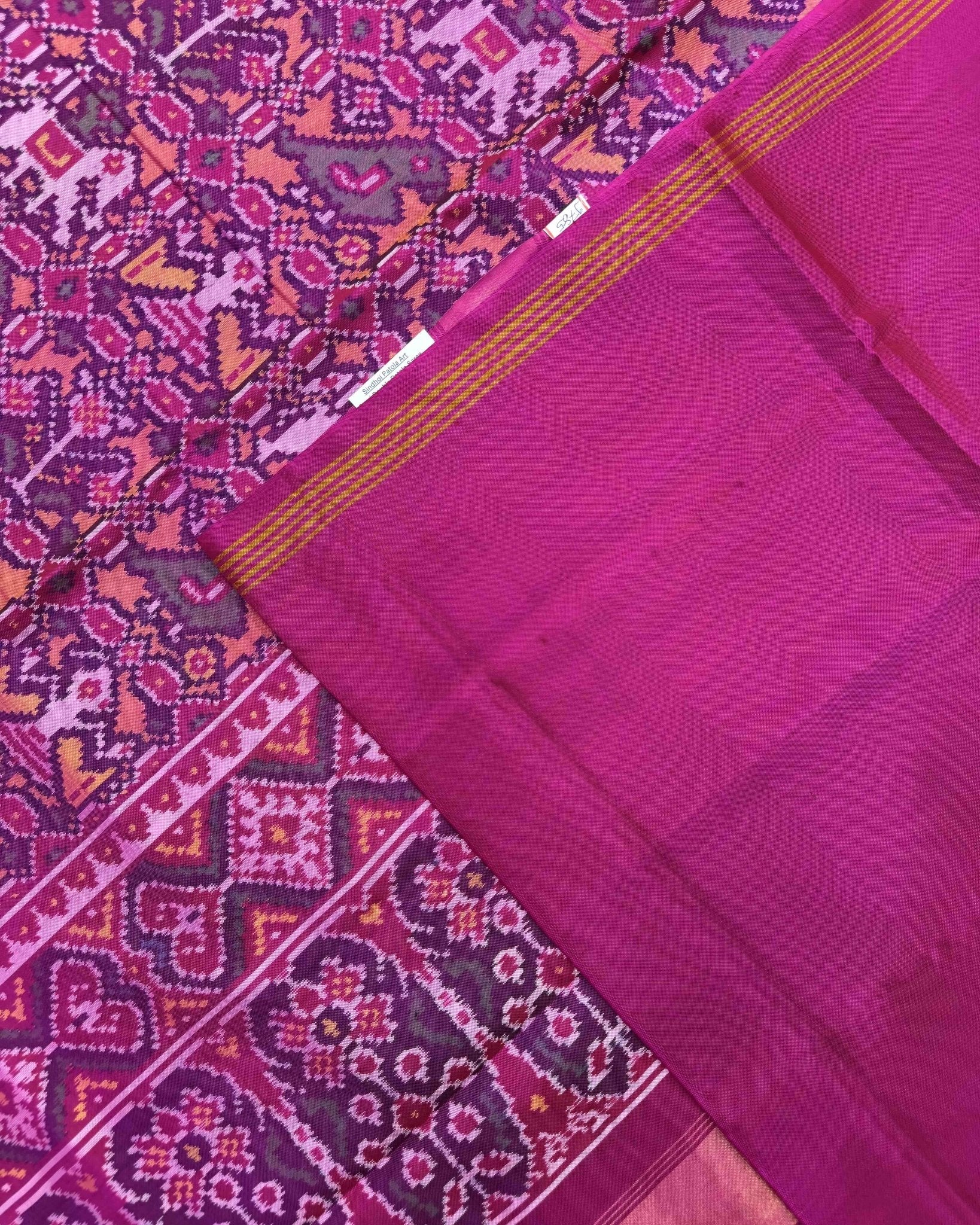 Pink & Peach Small Narikunj Semi Double Ikat Patola Saree - SindhoiPatolaArt
