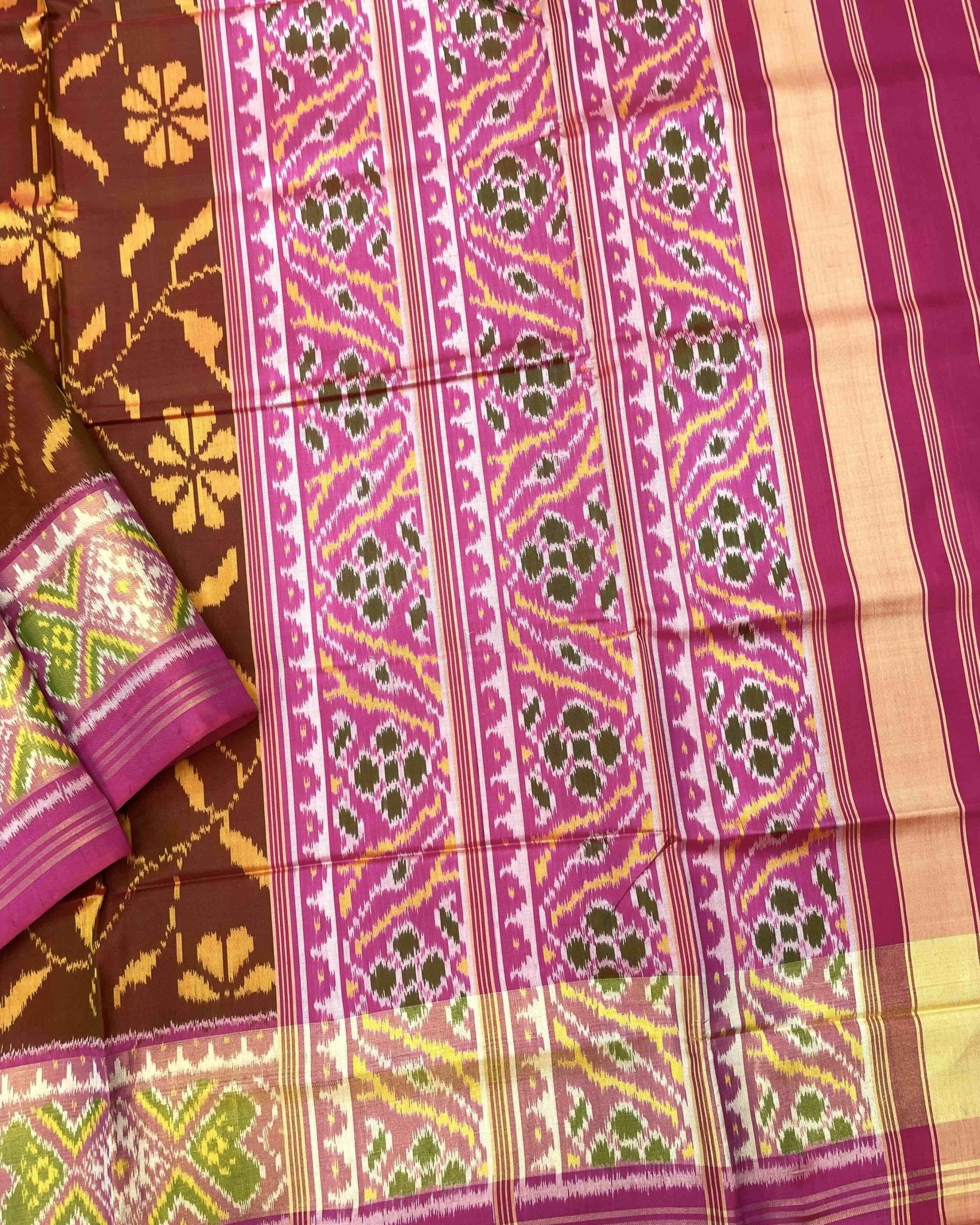 Pink & Rust Brown Fancy Flower Patola Saree - SindhoiPatolaArt