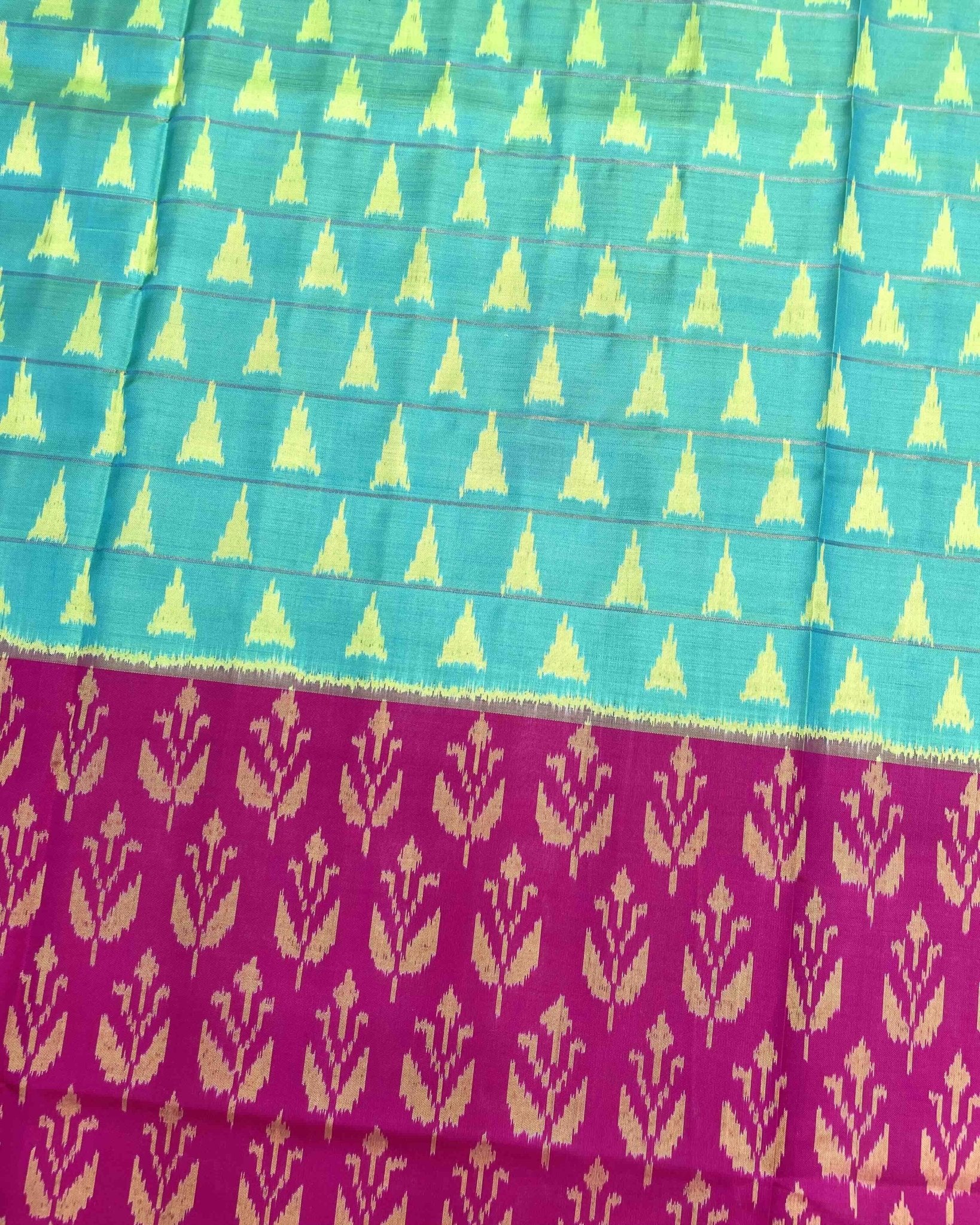 Pink & Sea Green Fancy Design with Scut Border Patola Saree - SindhoiPatolaArt