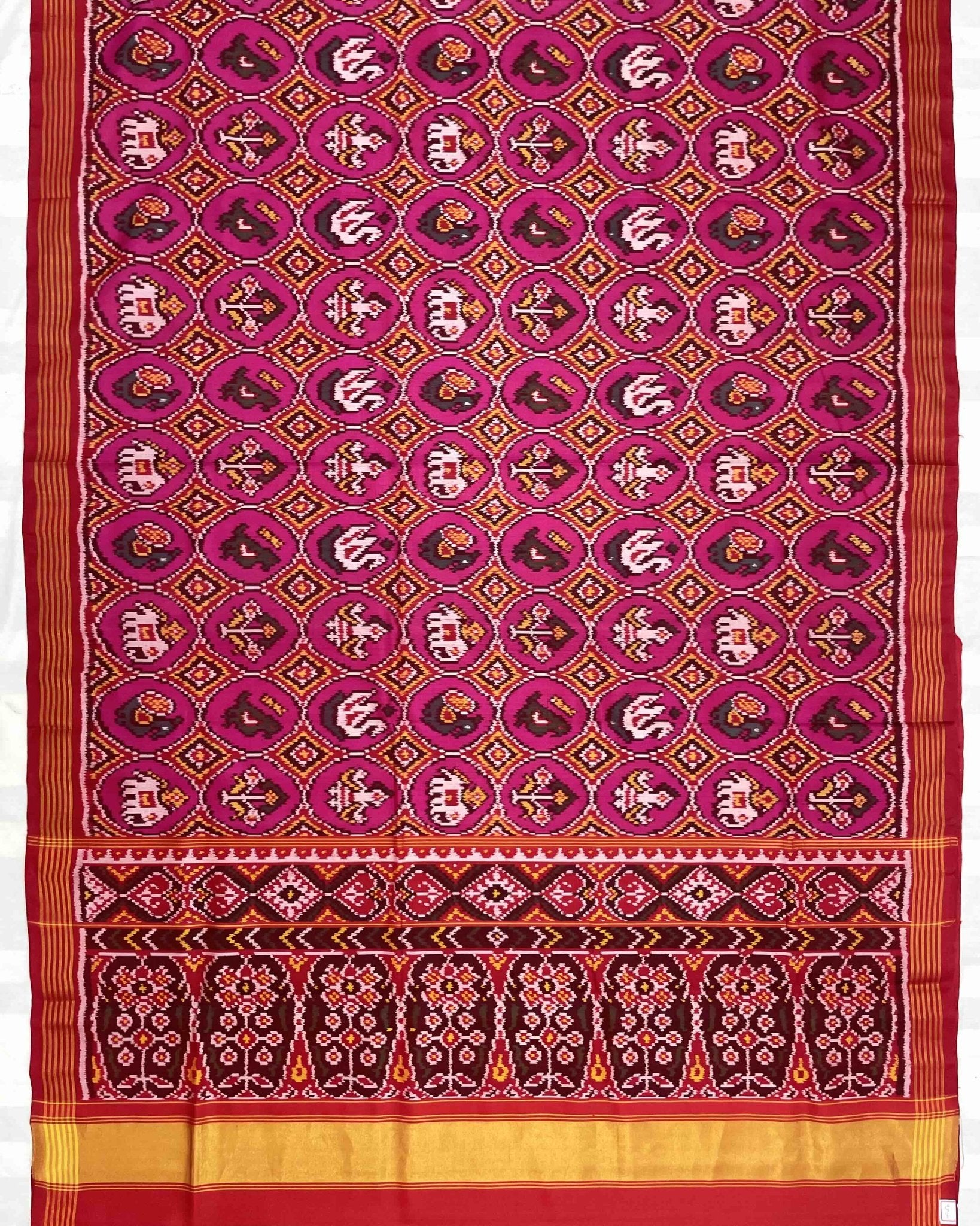 Pink & Small Circle Narikunj Patola Saree - SindhoiPatolaArt