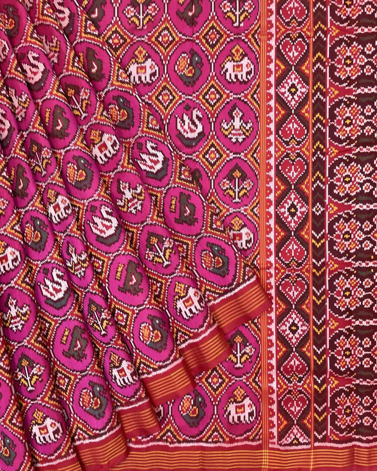 Pink & Small Circle Narikunj Patola Saree - SindhoiPatolaArt