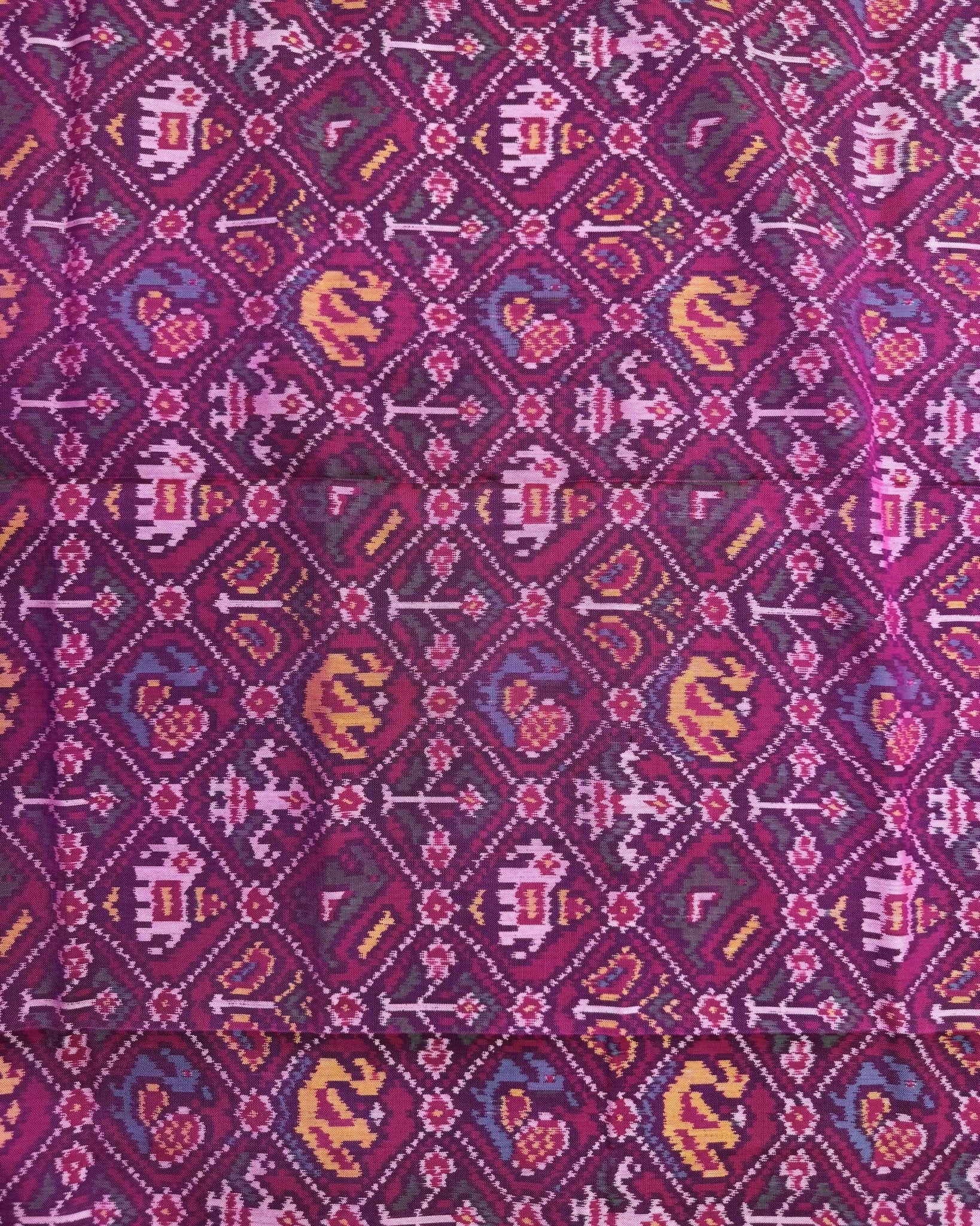 Pink Small Narkunj Semi Double Ikat Patola Dupatta - SindhoiPatolaArt