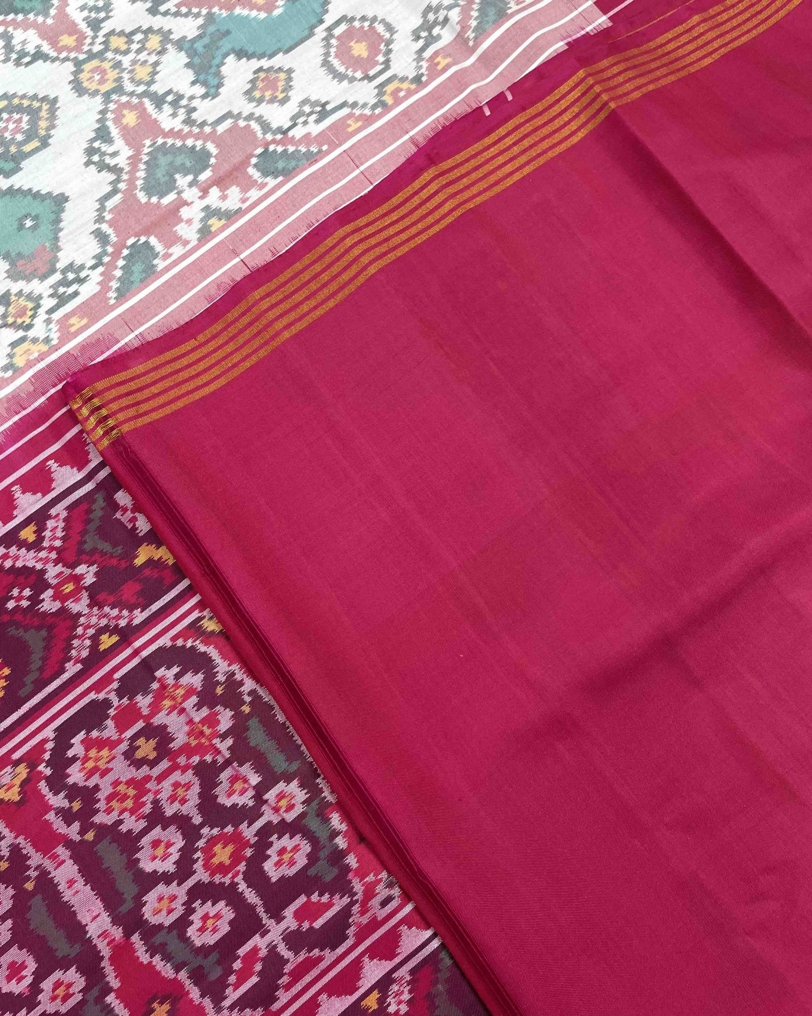 Pink & White Big Figure Narikunj Designer Patola Saree - SindhoiPatolaArt