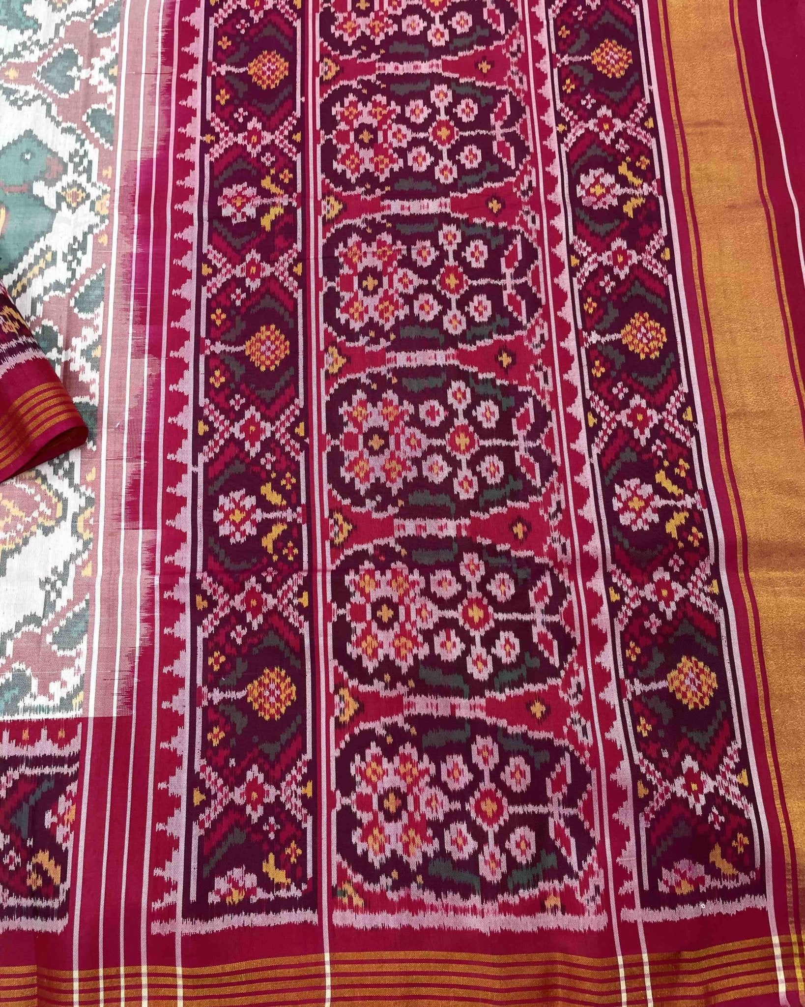 Pink & White Big Figure Narikunj Designer Patola Saree - SindhoiPatolaArt