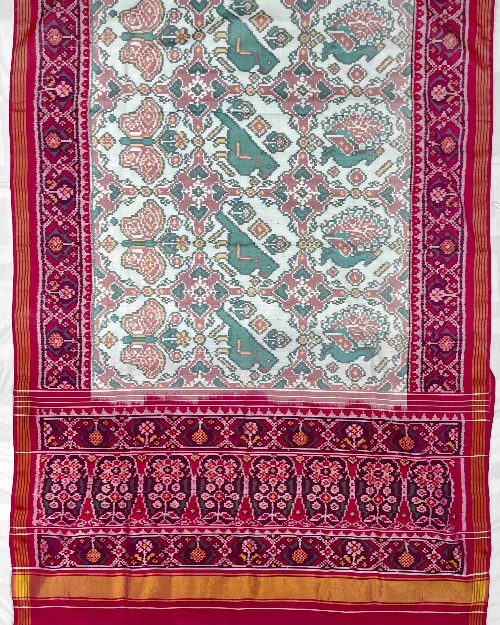 Pink & White Big Figure Narikunj Designer Patola Saree - SindhoiPatolaArt