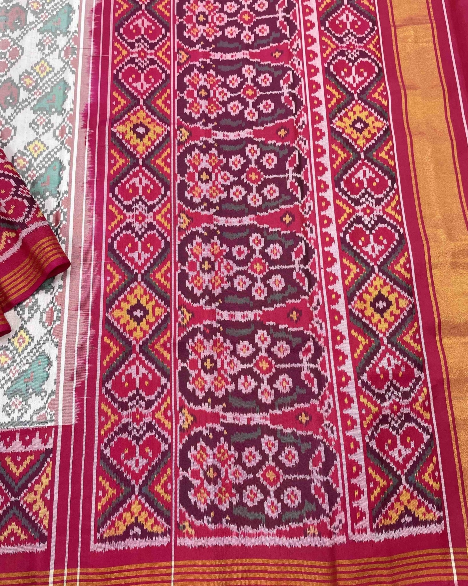 Pink & White Leheriyan Flower Narikunj Designer Patola Saree - SindhoiPatolaArt