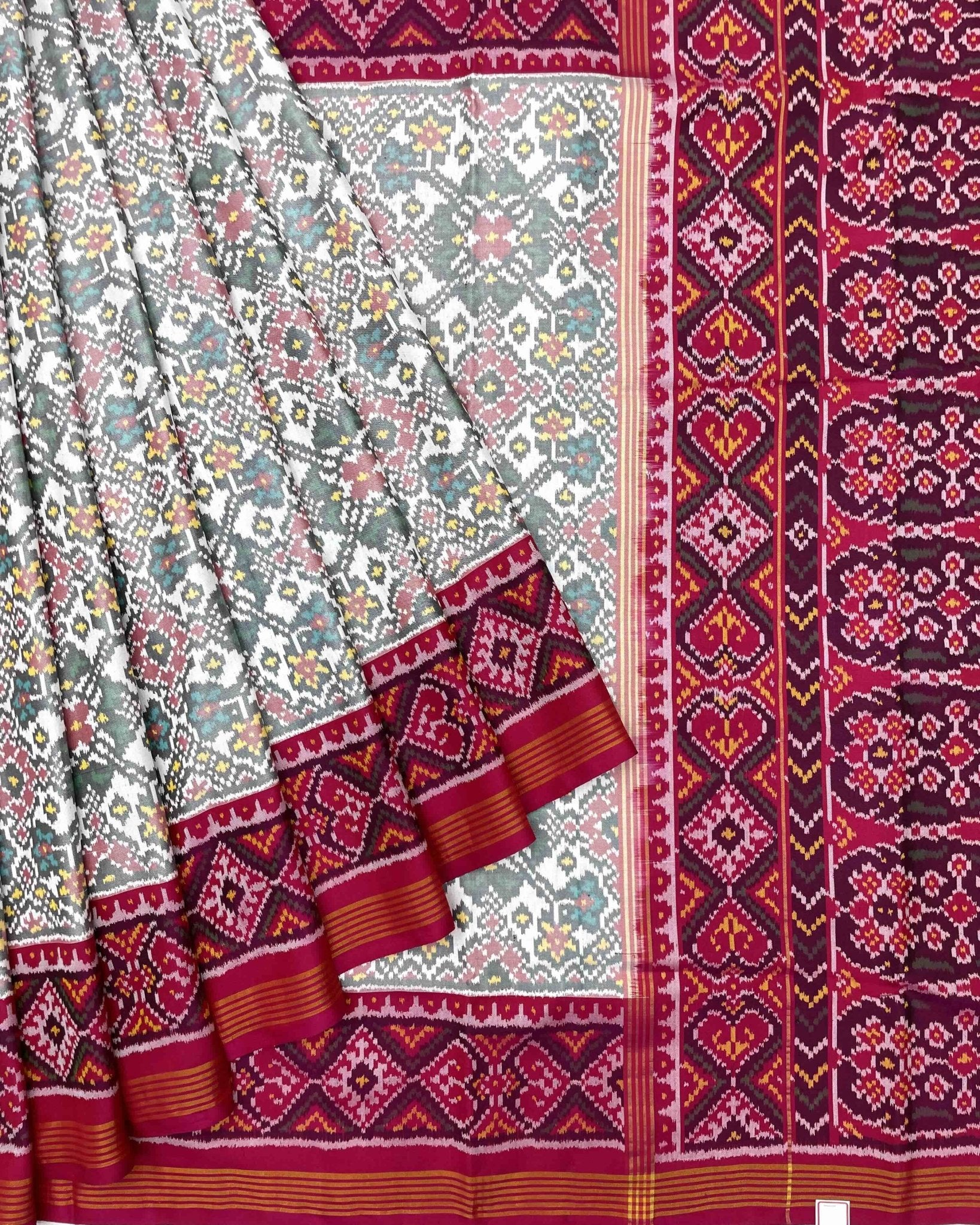Pink & White Navratan Patola Saree - SindhoiPatolaArt