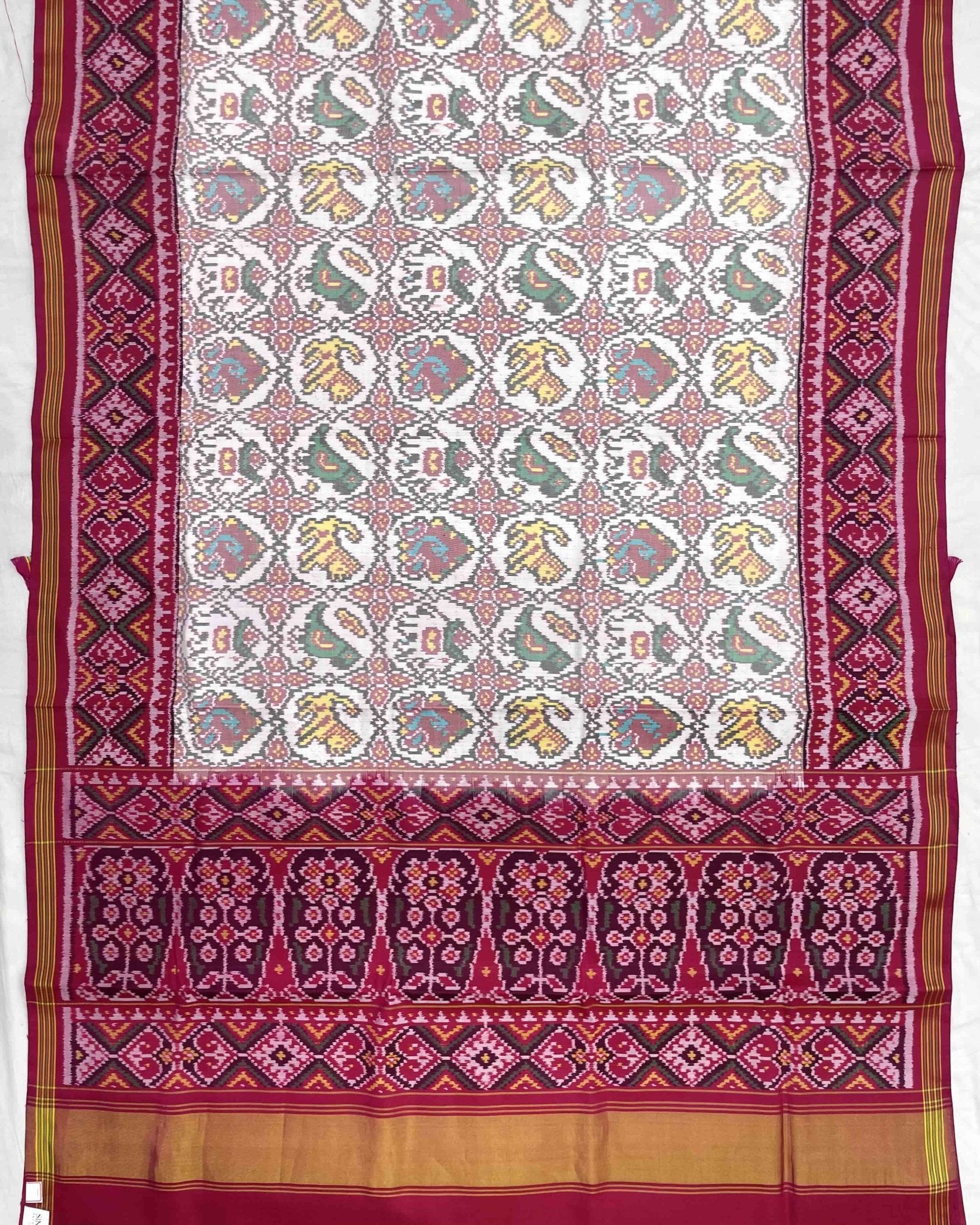 Pink & White Small Circle Narikunj Patola Saree - SindhoiPatolaArt