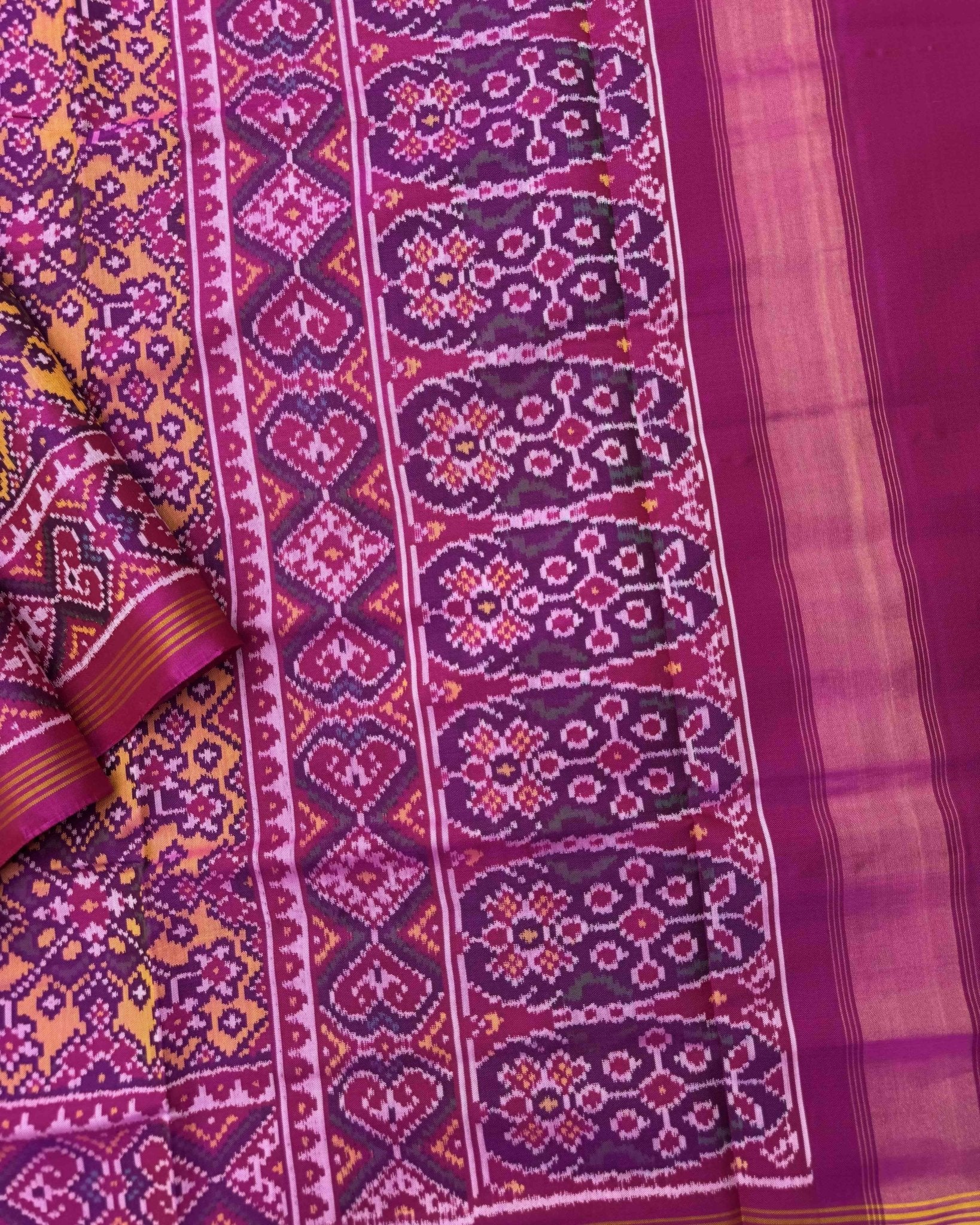 Pink & Yellow Navratan Semi Double Ikat Patola Saree - SindhoiPatolaArt