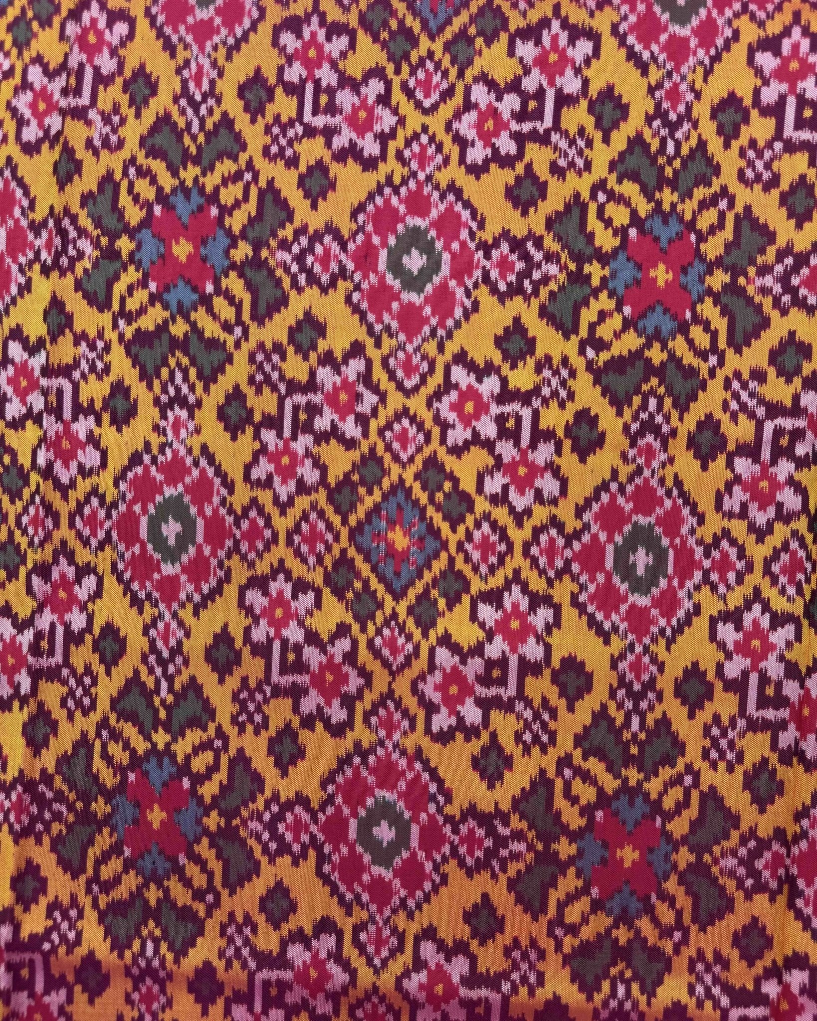 Pink & Yellow Navratan Semi Double Ikat Patola Saree - SindhoiPatolaArt