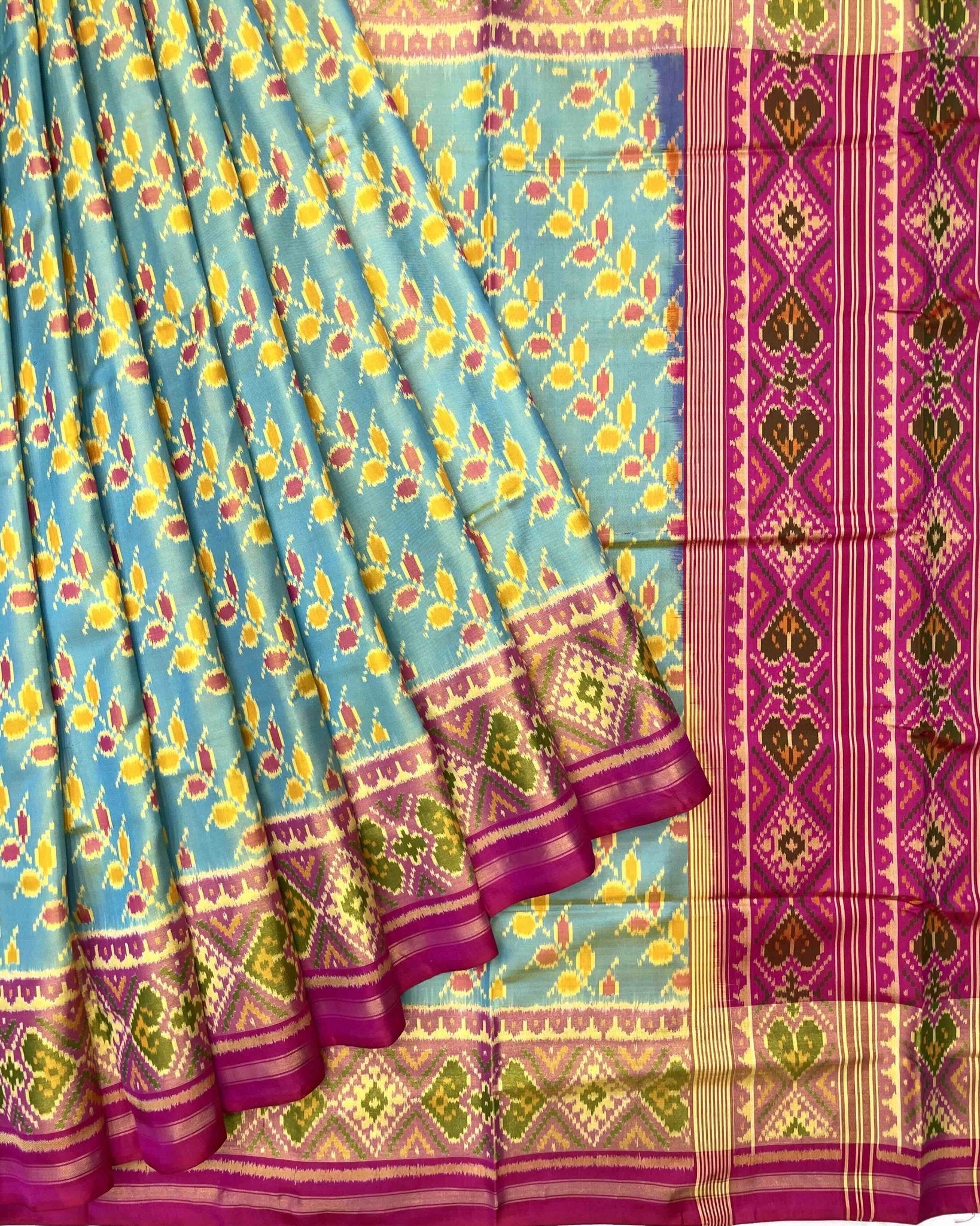 Pink & Yellowish Sky Blue Leaves Leheriya Patola Saree - SindhoiPatolaArt