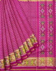Pink Zig Zag Lining Patola Saree - SindhoiPatolaArt