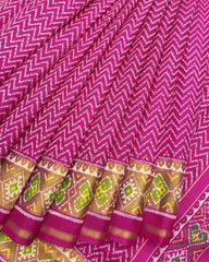 Pink Zig Zag Lining Patola Saree - SindhoiPatolaArt