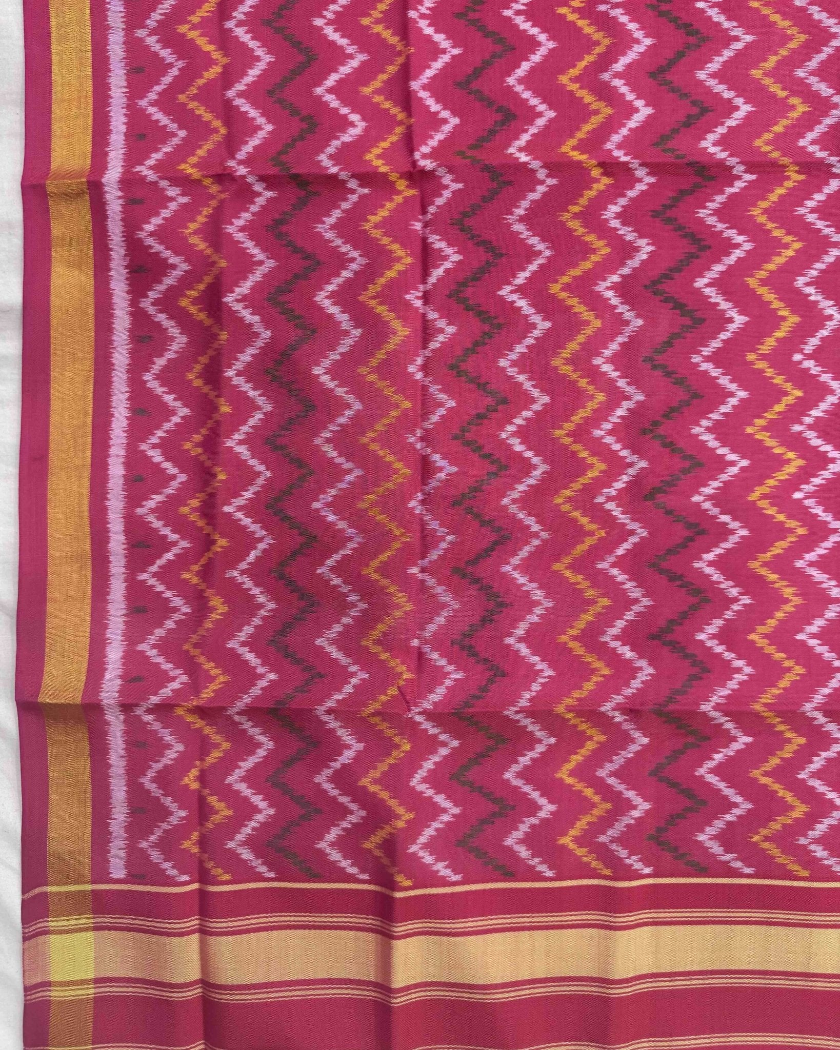 Pink Zig Zag Patola Dupatta - SindhoiPatolaArt