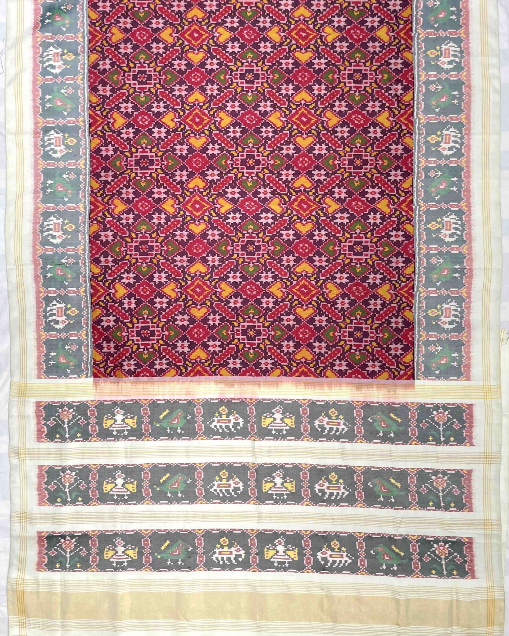 Pinkish Red & White Manekchowk Designer Patola Saree - SindhoiPatolaArt