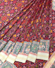 Pinkish Red & White Manekchowk Designer Patola Saree - SindhoiPatolaArt