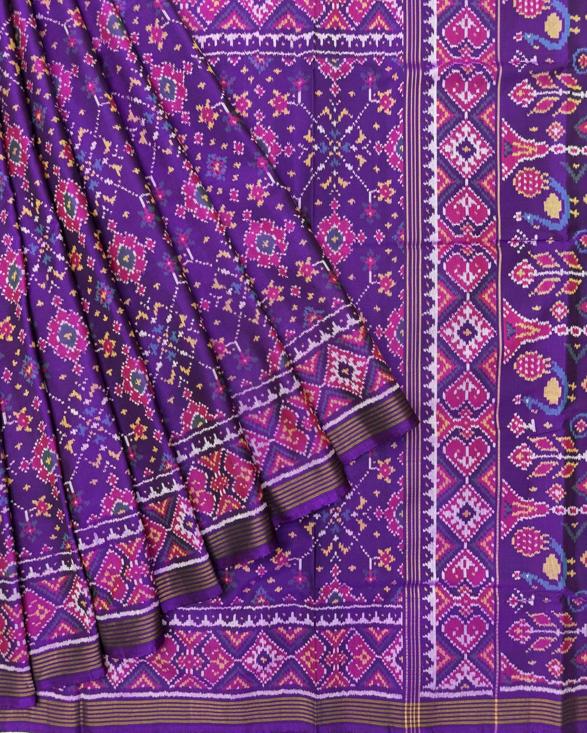 Pruple Navratan Semi Double Ikat Patola Saree - SindhoiPatolaArt