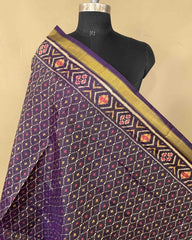 Purple Booty Patola Dupatta - SindhoiPatolaArt