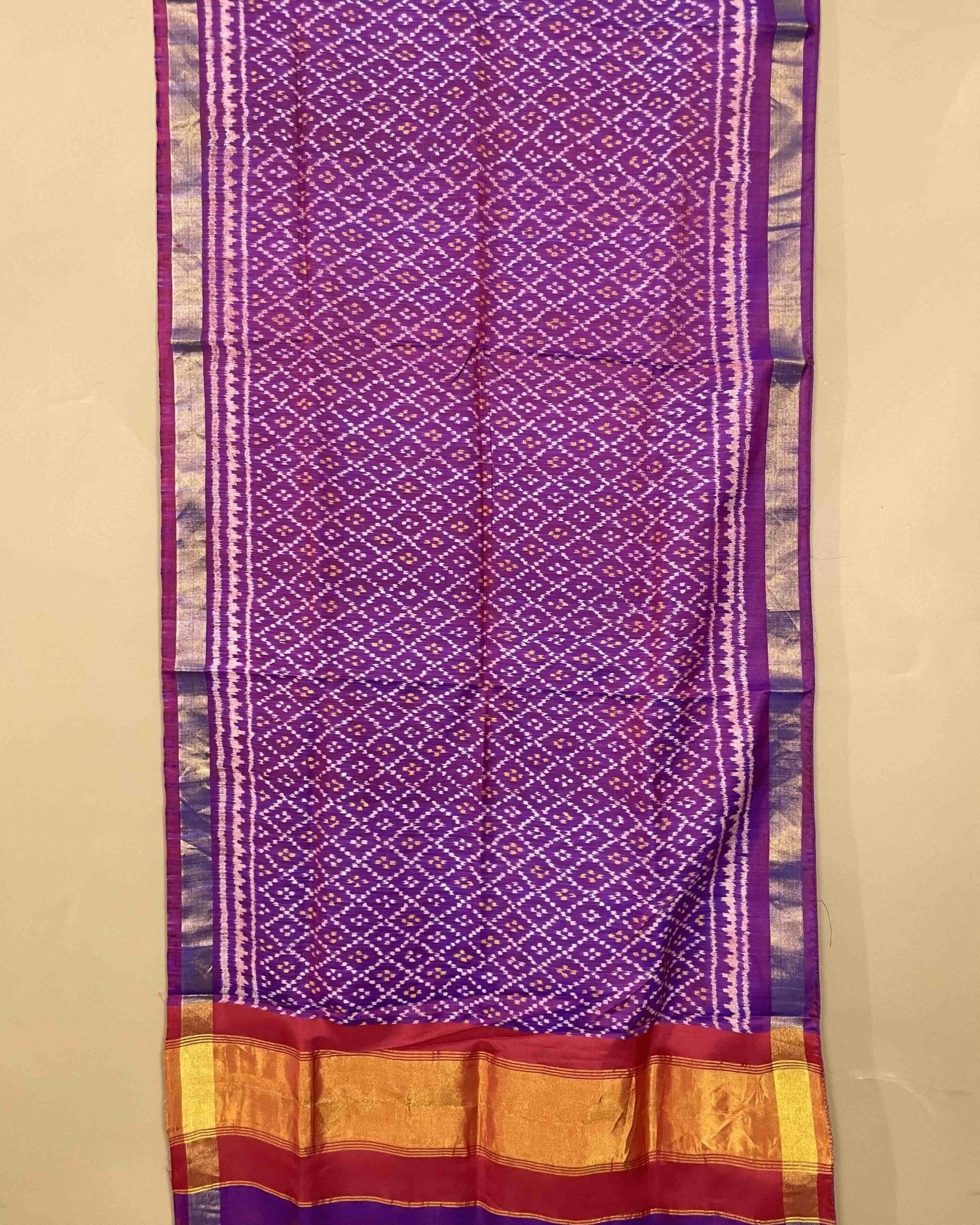 Purple Booty Patola Stole - SindhoiPatolaArt