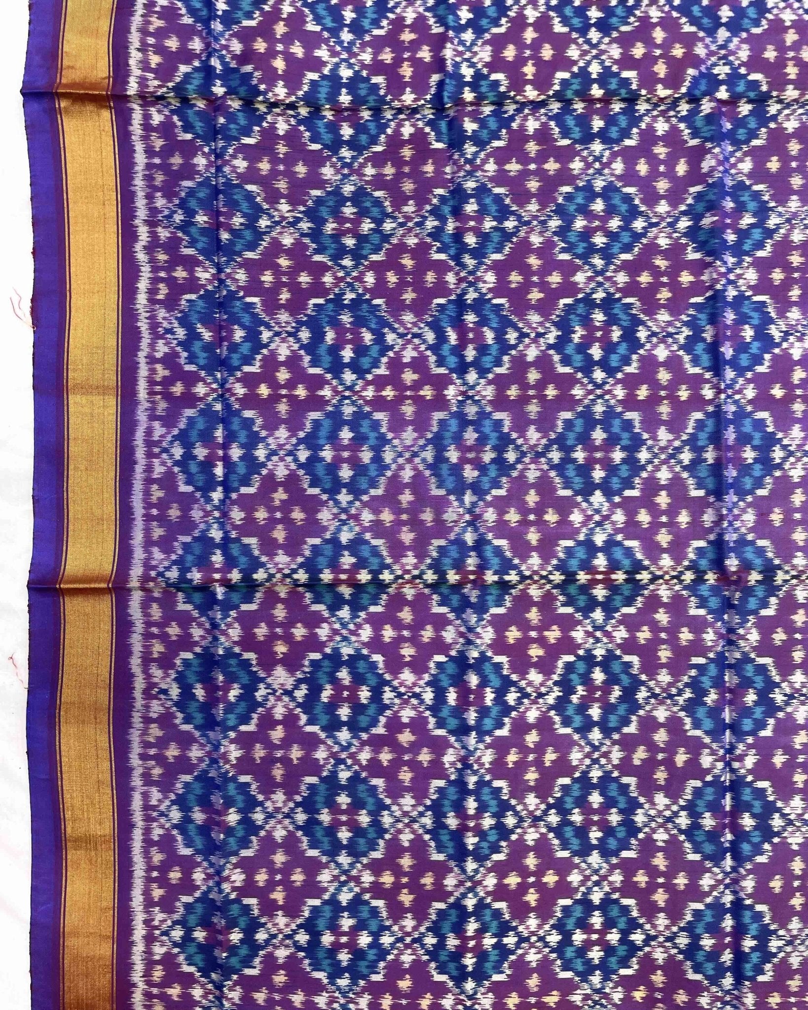 Purple Buttonful Design Patola Dupatta - SindhoiPatolaArt