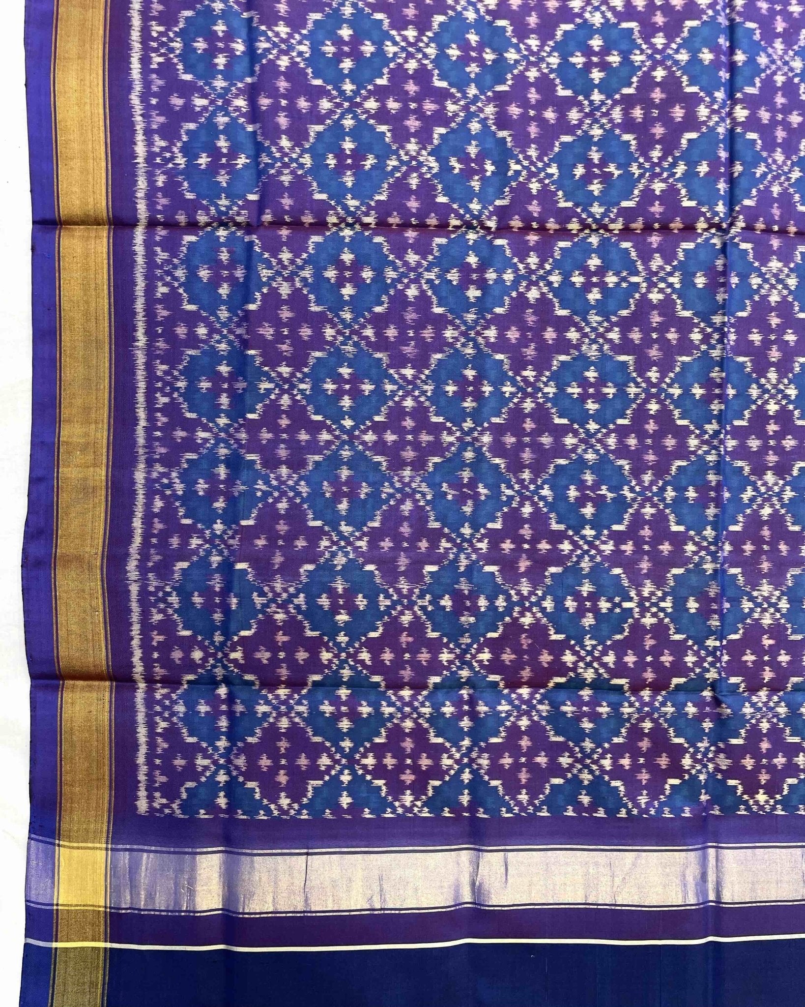 Purple Buttonful Design Patola Dupatta - SindhoiPatolaArt