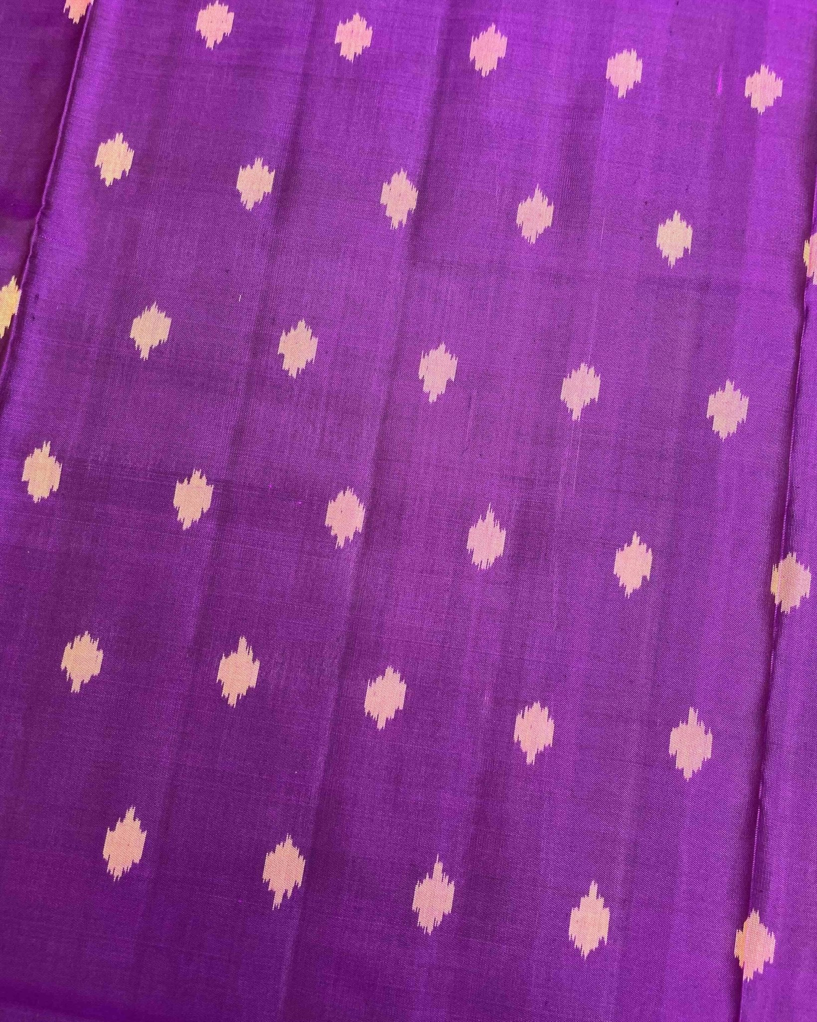 Purple Doted with Peacock Pallu Patola Saree - SindhoiPatolaArt